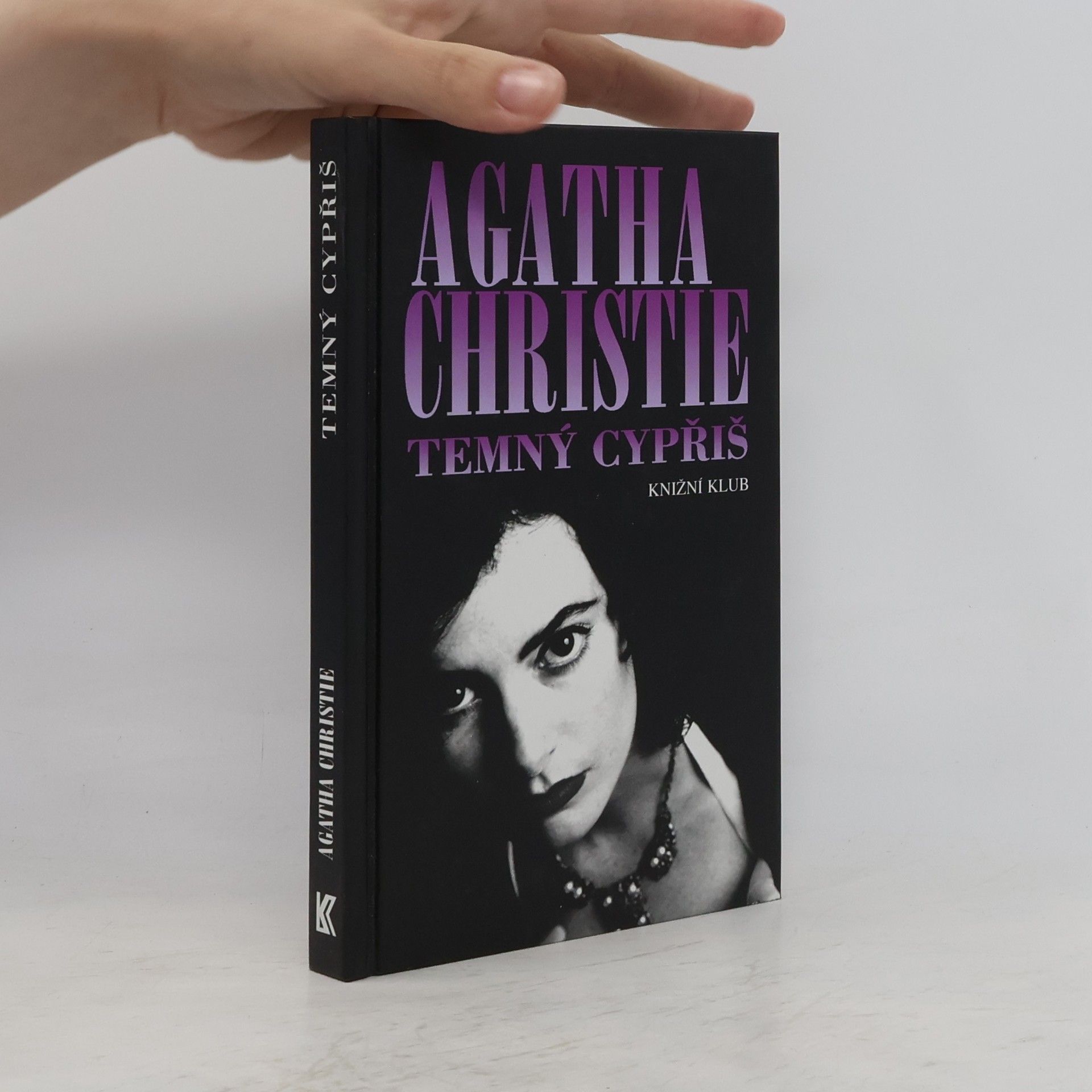 Agatha Christie Temný cypřiš