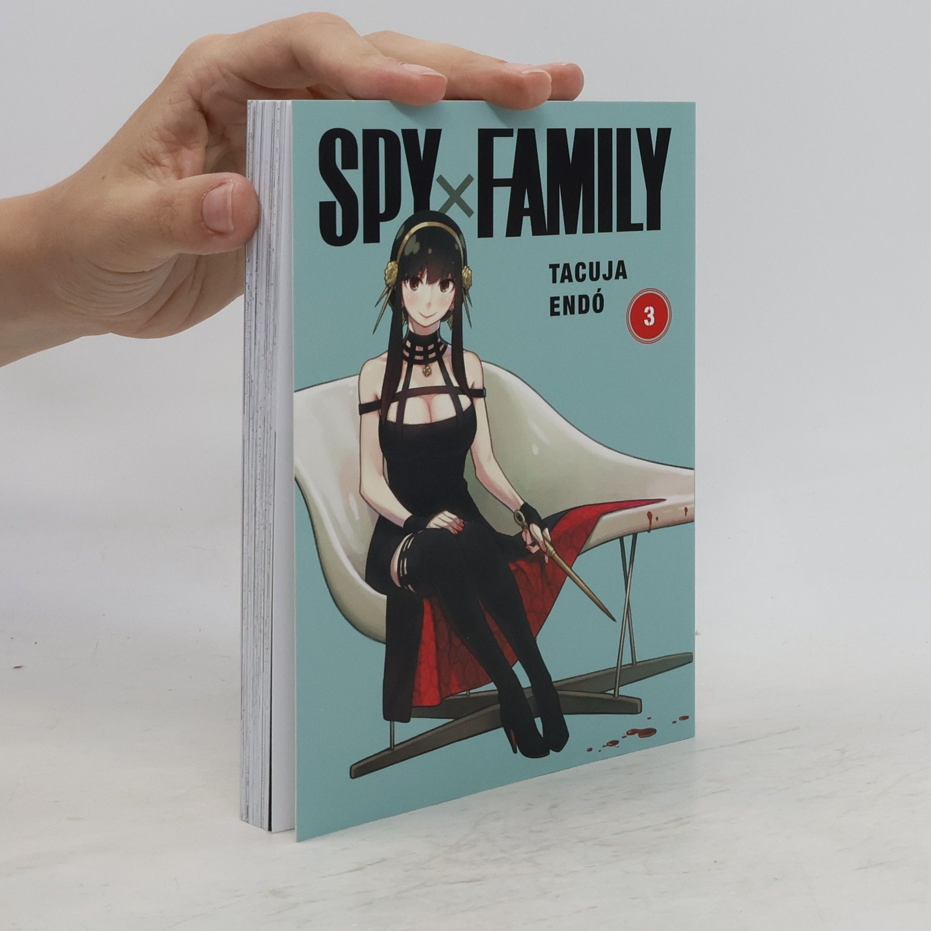Tacuja Endó Spy x Family 3