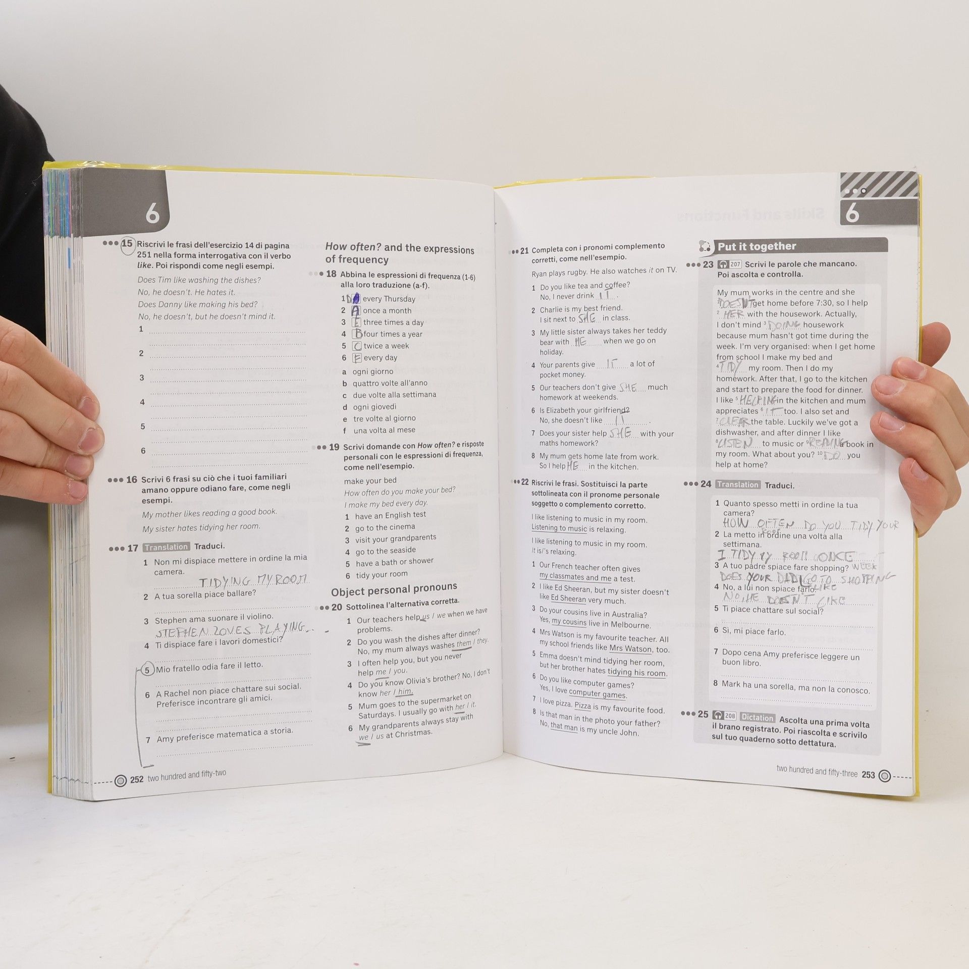 Various authors Right On Target 1. Easy Learning With Songs
