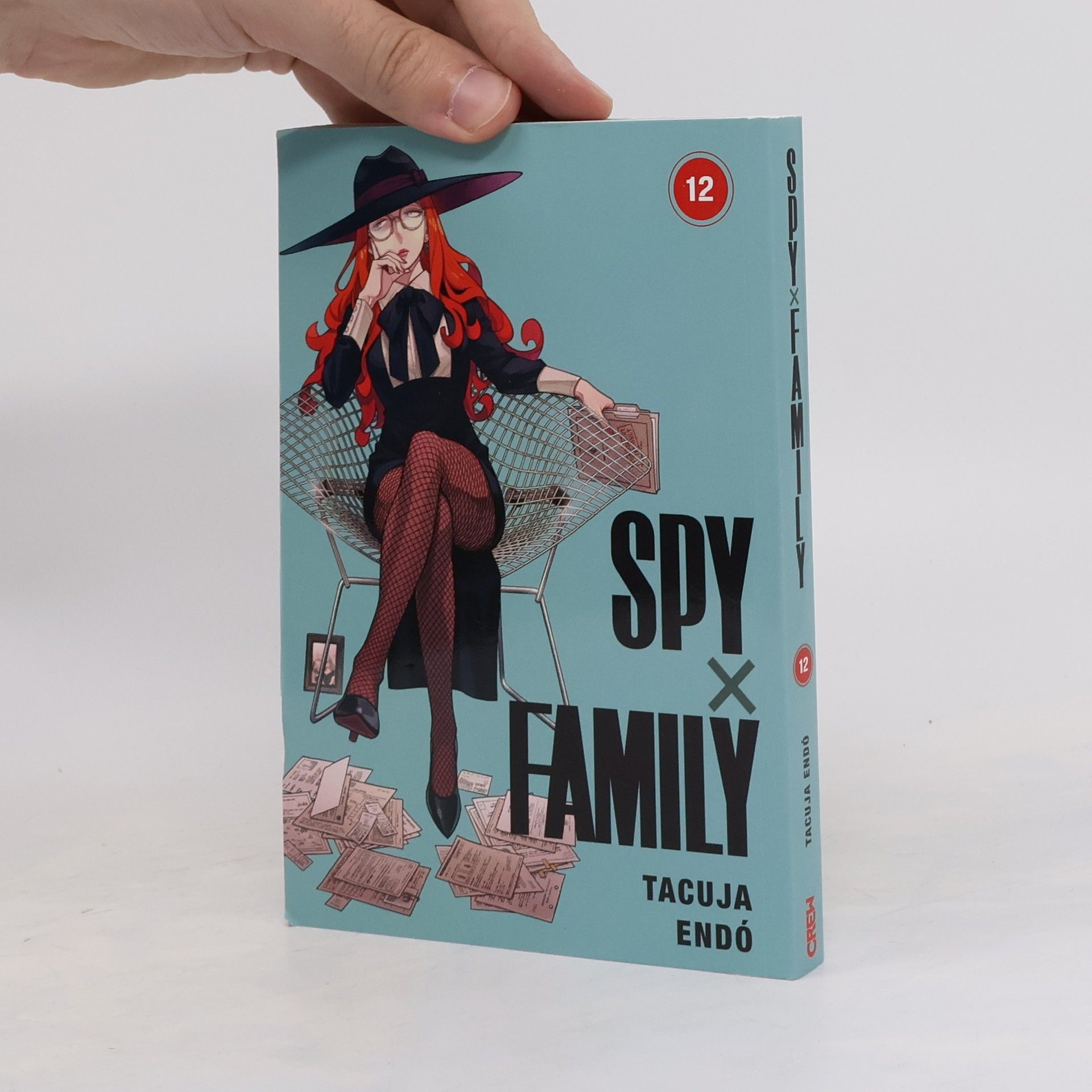 Tacuja Endó Spy x Family 12