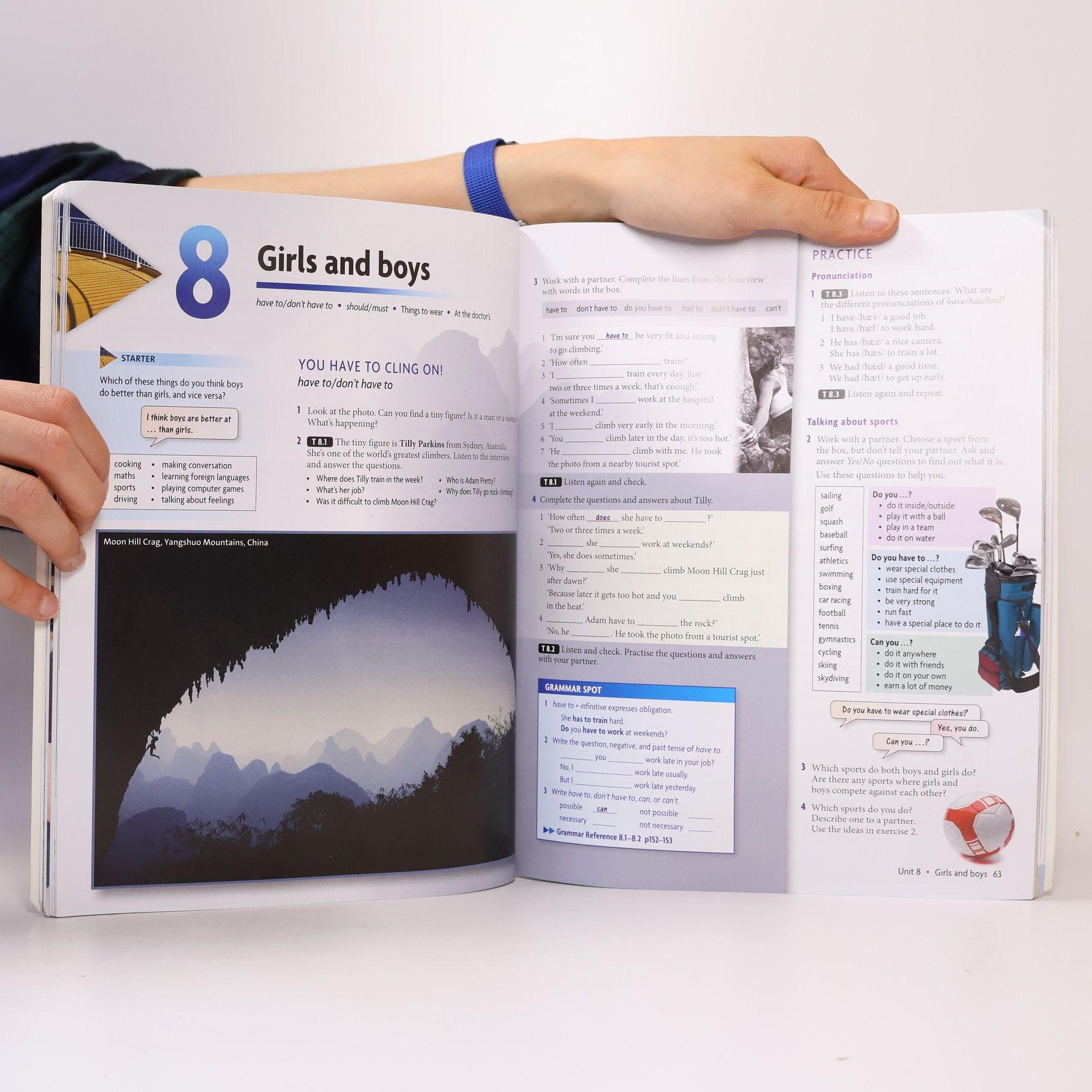 Liz Soars New Headway 4th edition Pre-Intermediate Maturita Student´s book (česká edice)