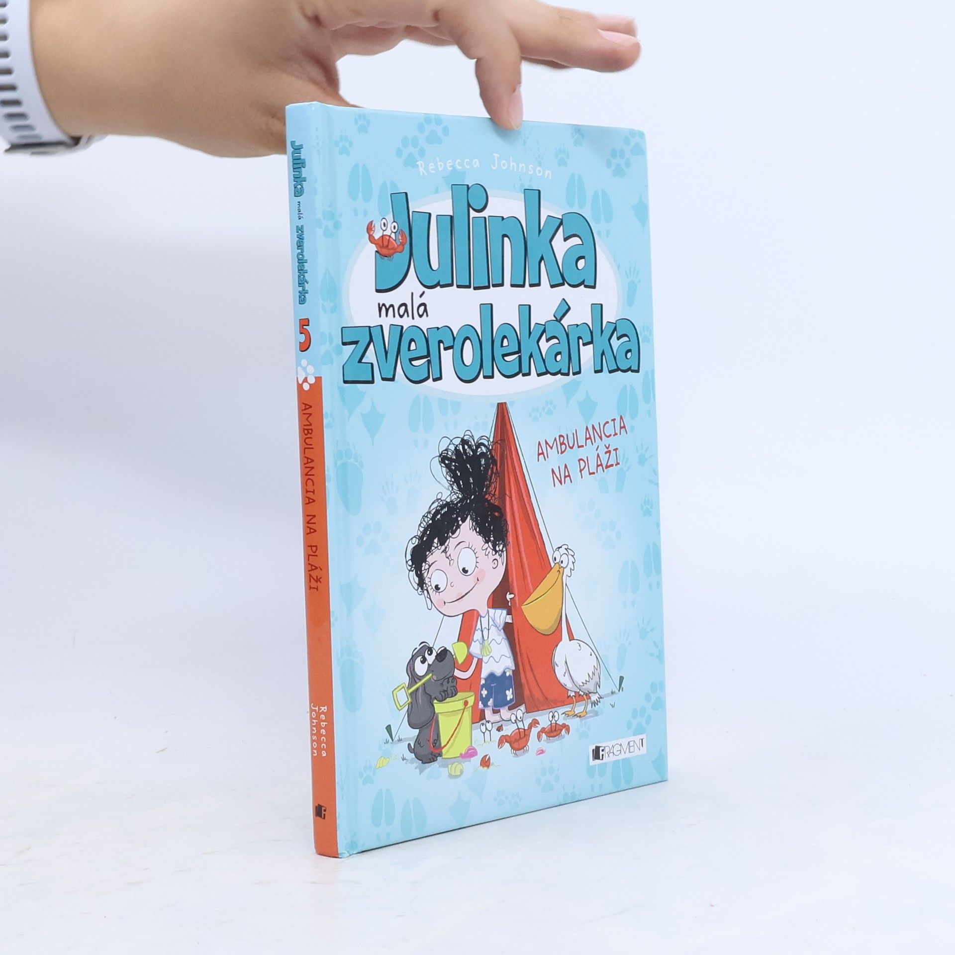 Rebecca Johnson Julinka malá zverolekárka. Ambulancia na pláži