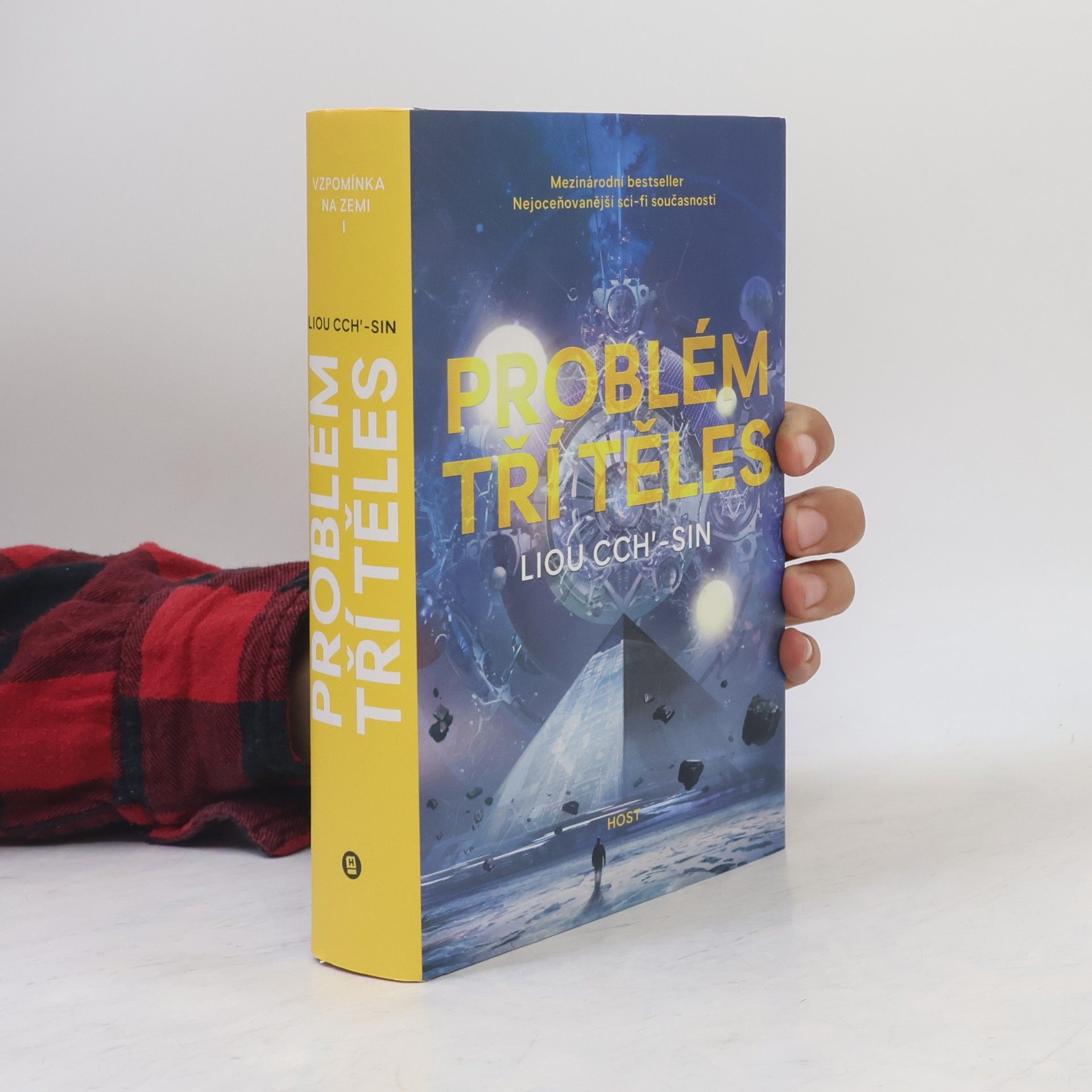 Cixin Liu Problém tří těles