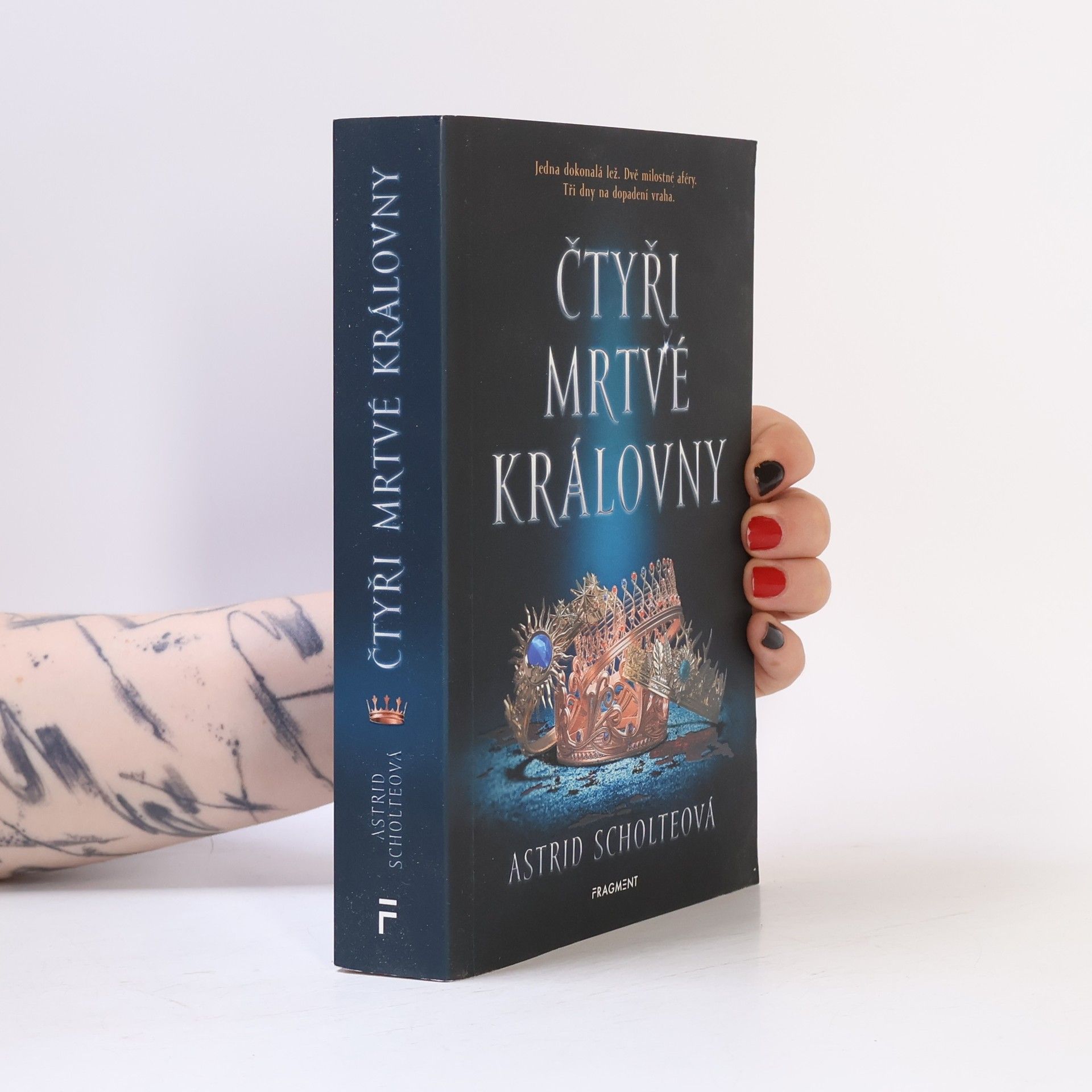 Astrid Scholte Čtyři mrtvé královny
