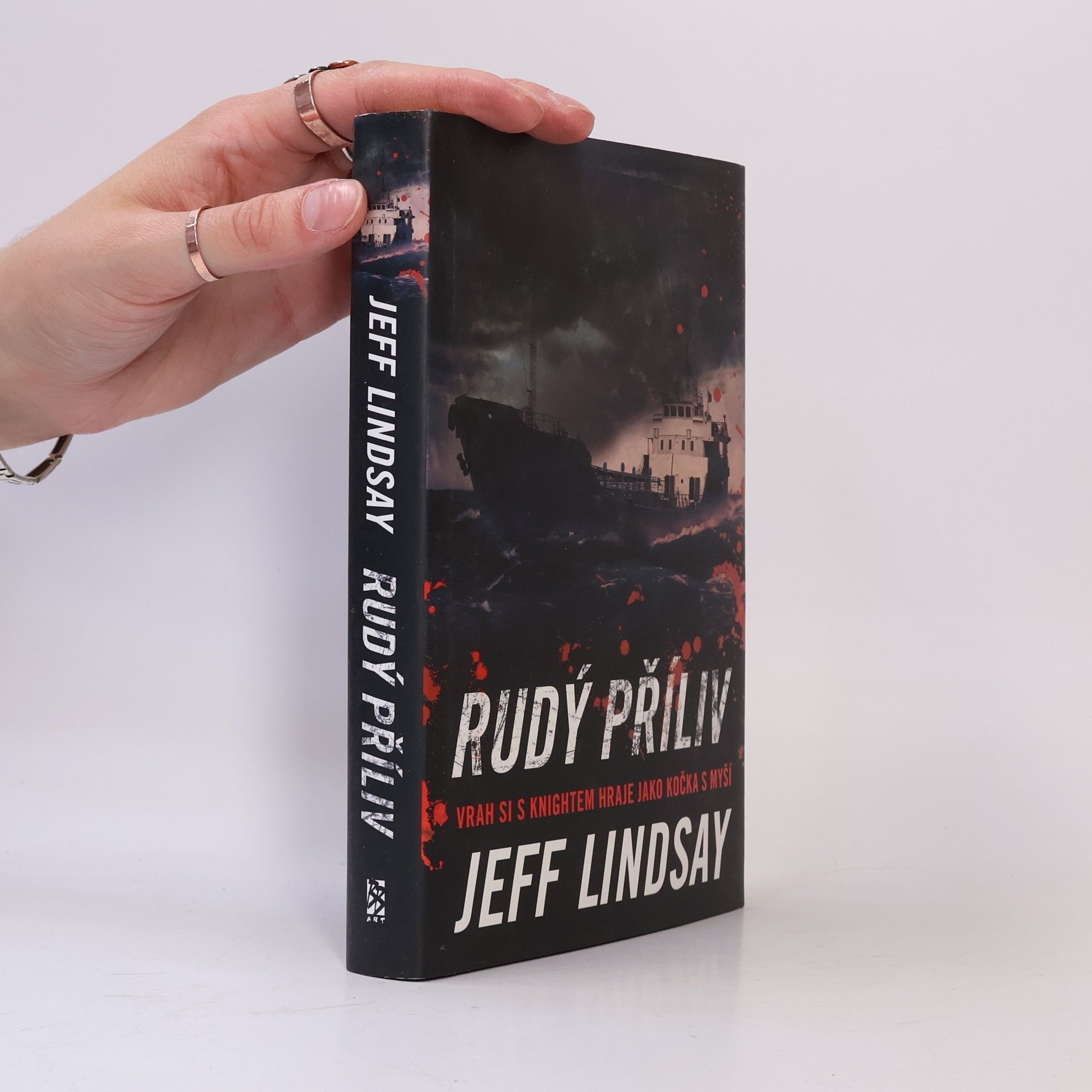 Jeff Lindsay Rudý příliv