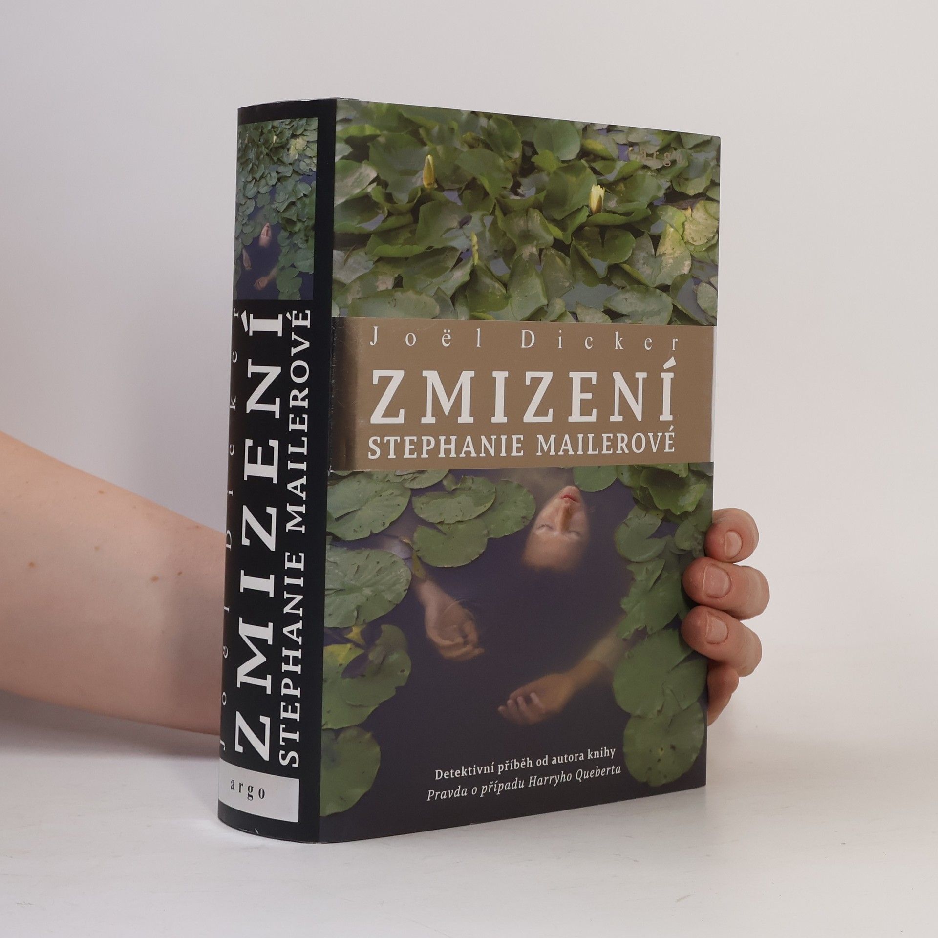 Joël Dicker Zmizení Stephanie Mailerové