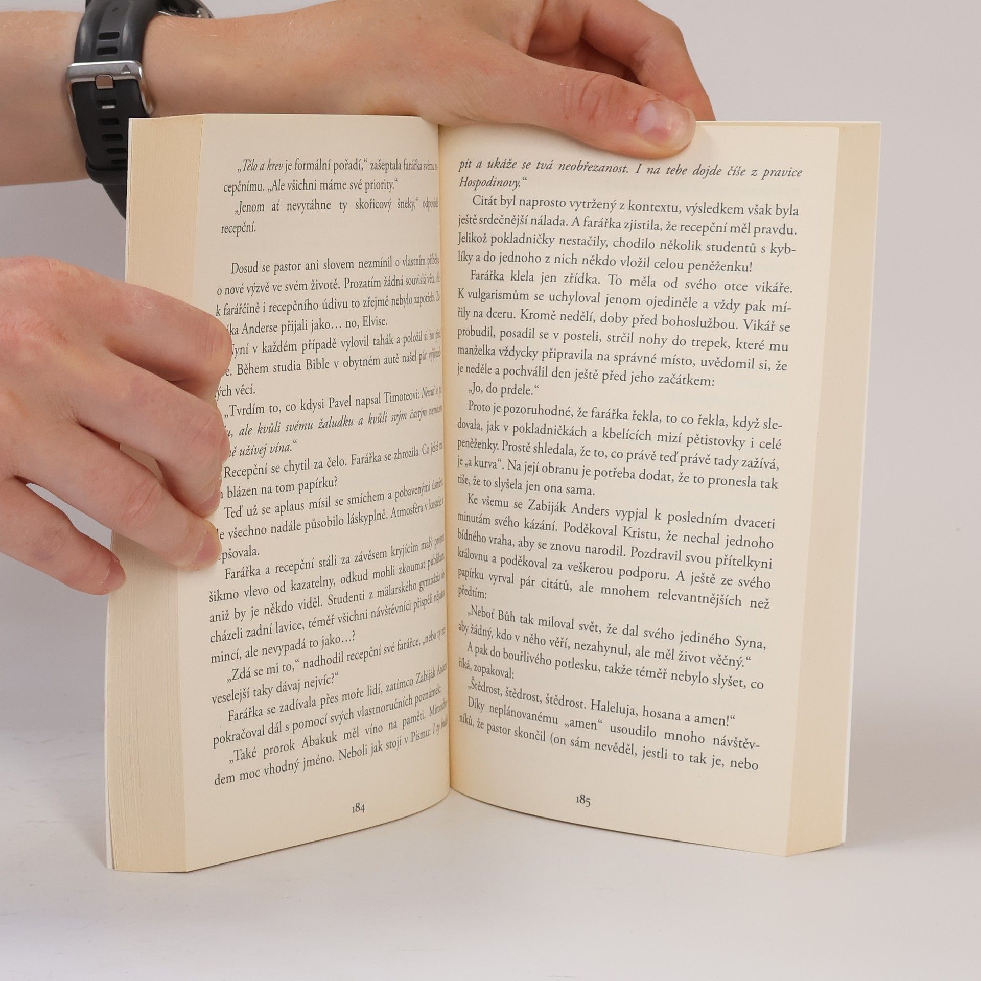 Jonas Jonasson Zabiják Anders a jeho přátelé (a sem tam nepřítel)