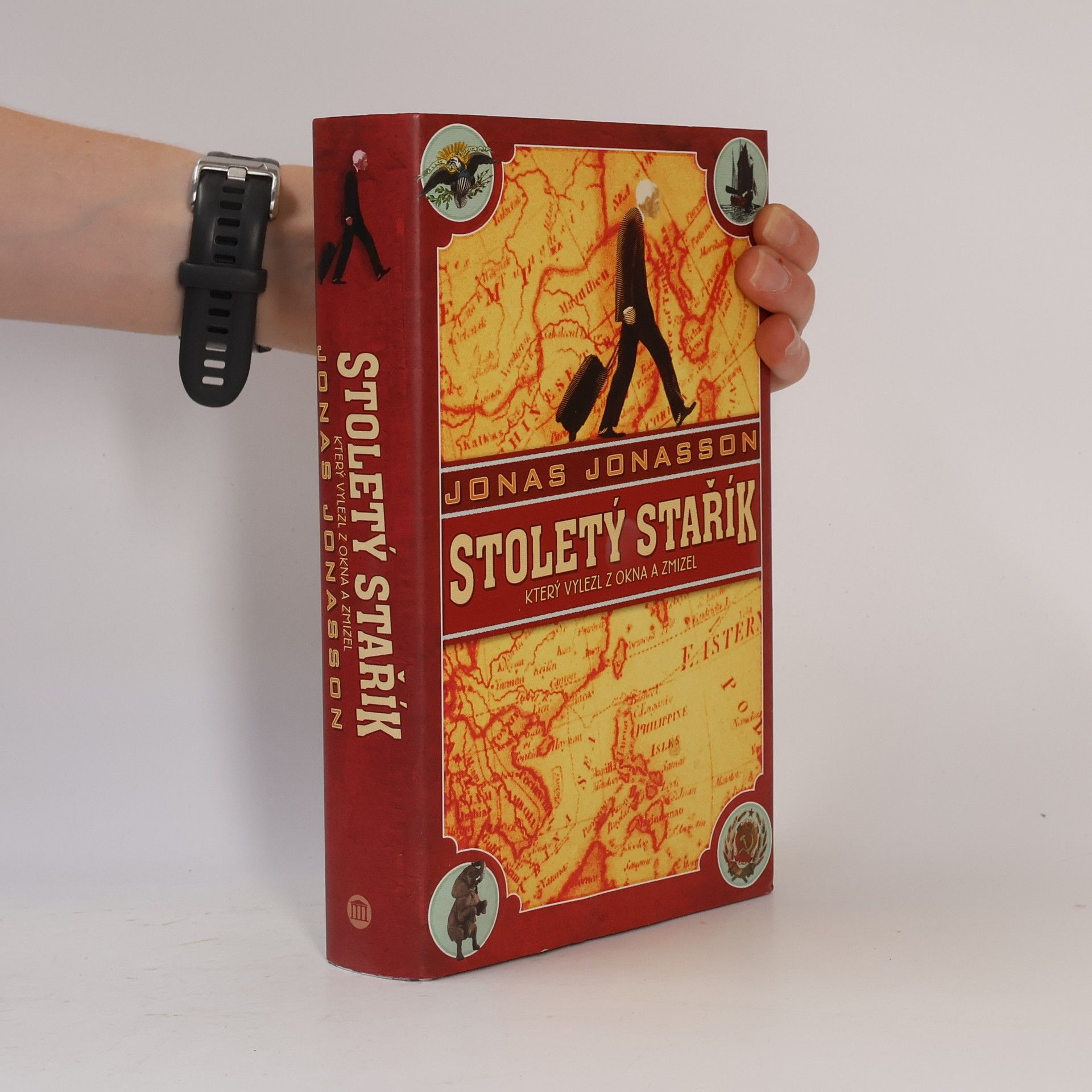 Jonas Jonasson Stoletý stařík, který vylezl z okna a zmizel