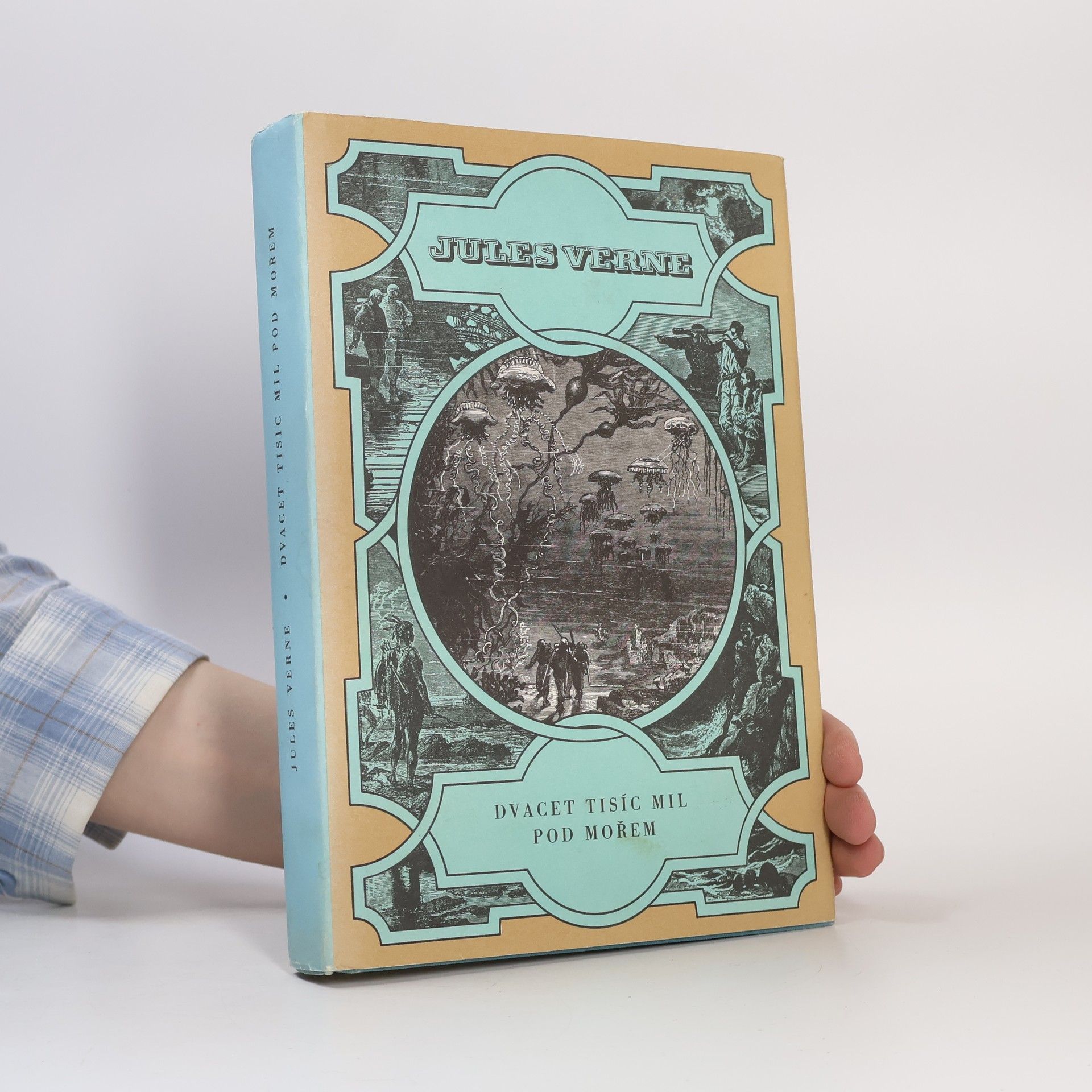 Jules Verne Dvacet tisíc mil pod mořem