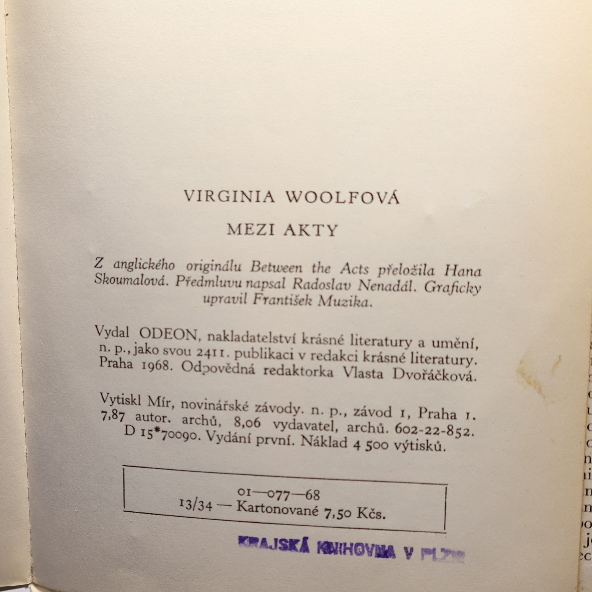 Virginia Woolf Mezi akty
