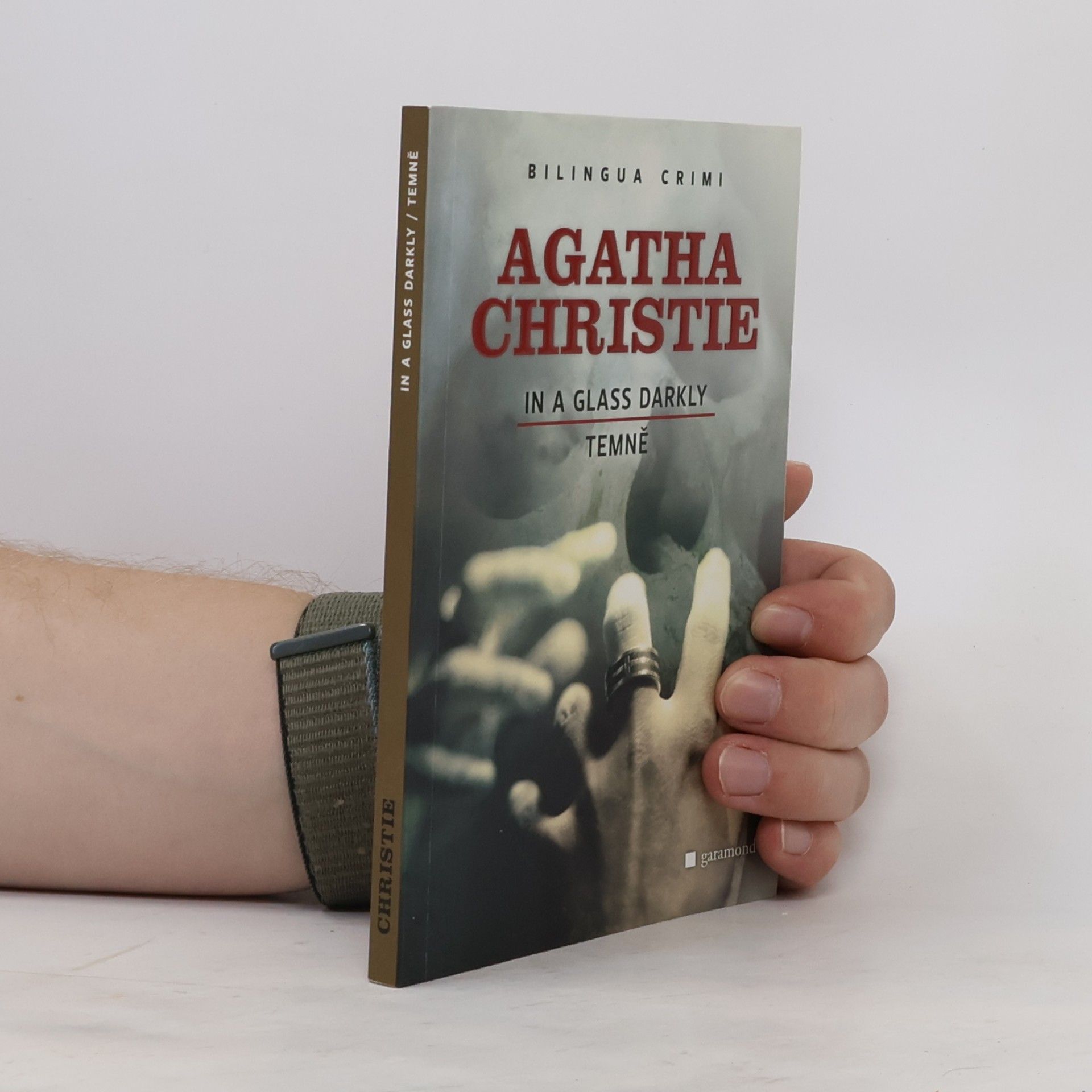 Agatha Christie In a Glass Darkly. Temně