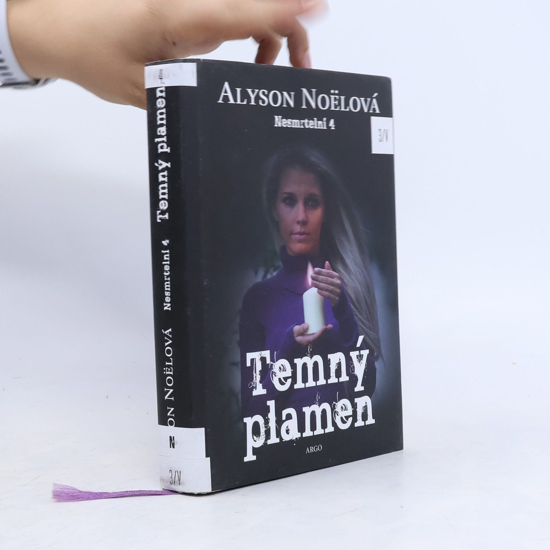 Alyson Noël Nesmrtelní. 4, Temný plamen