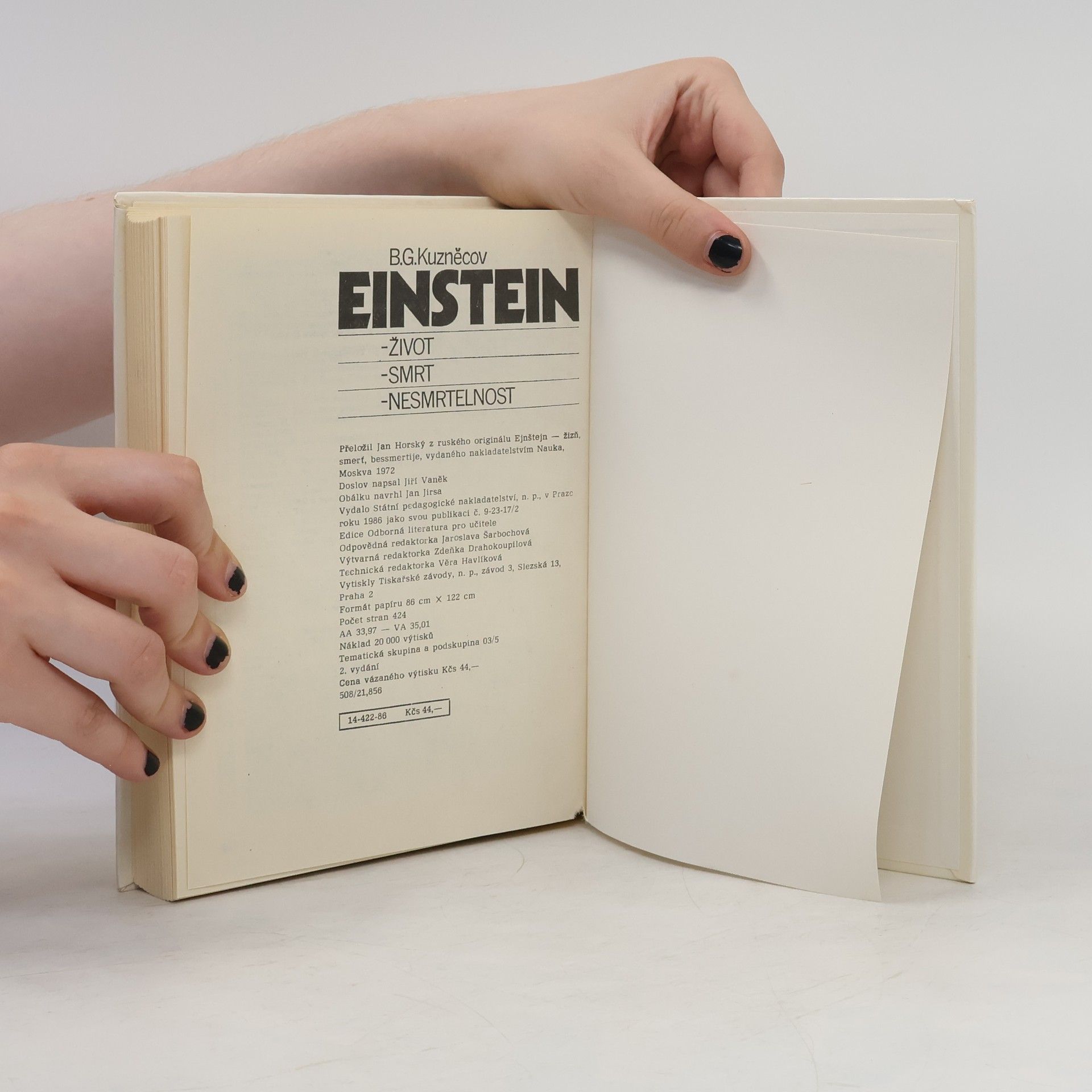Boris Grigorjevič Kuzněcov Einstein. Život, smrt, nesmrtelnost