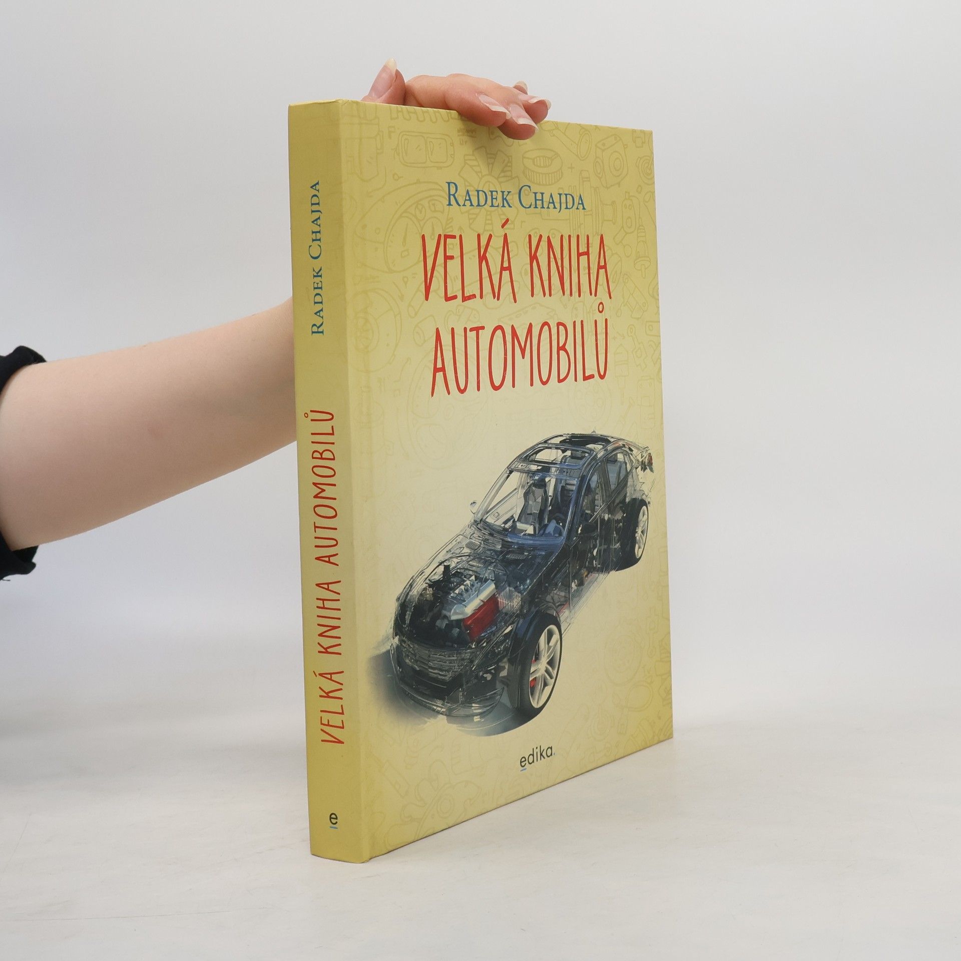 Radek Chajda Velká kniha automobilů