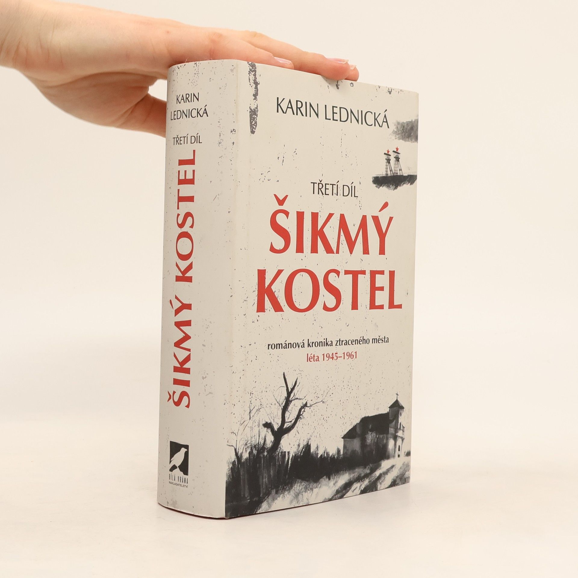 Karin Lednická Šikmý kostel 3