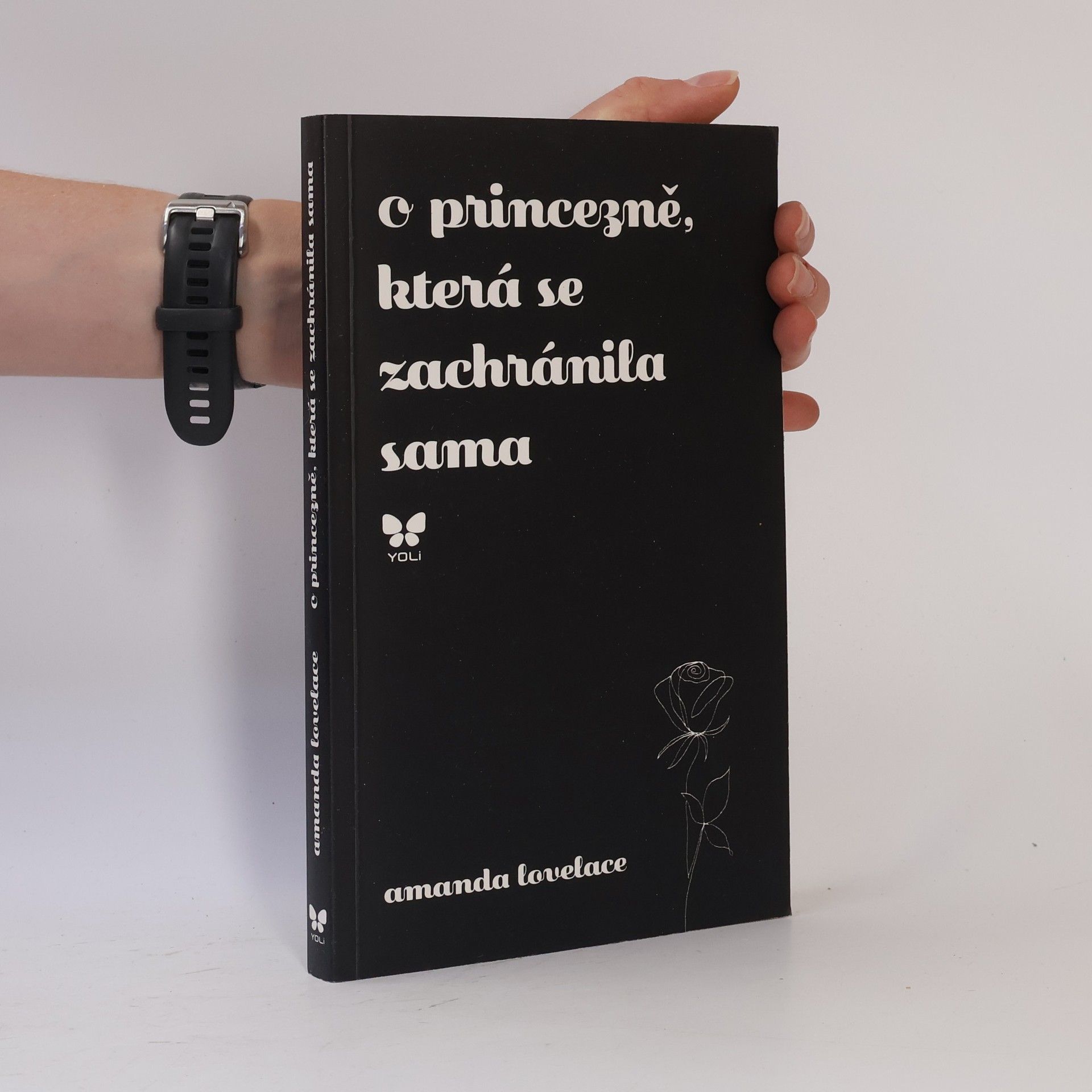 Amanda Lovelace O princezně, která se zachránila sama