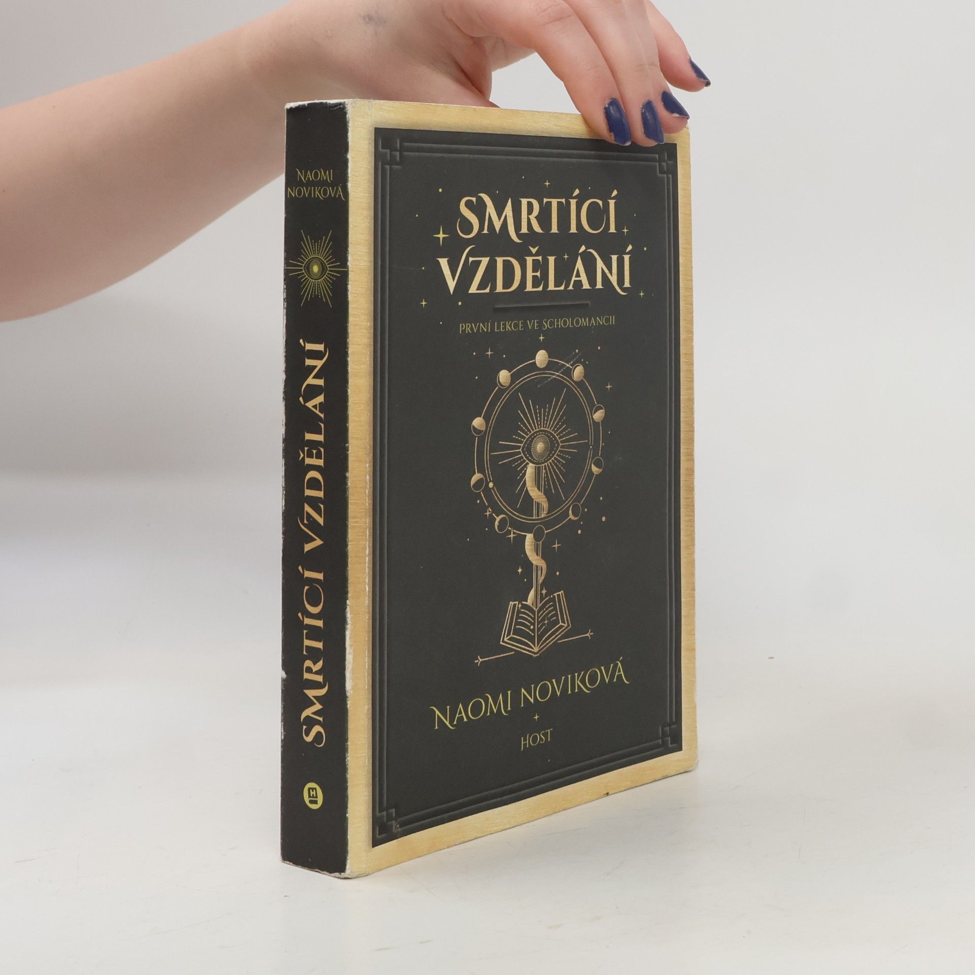 Naomi Novik Smrtící vzdělání. První lekce ve Scholomancii