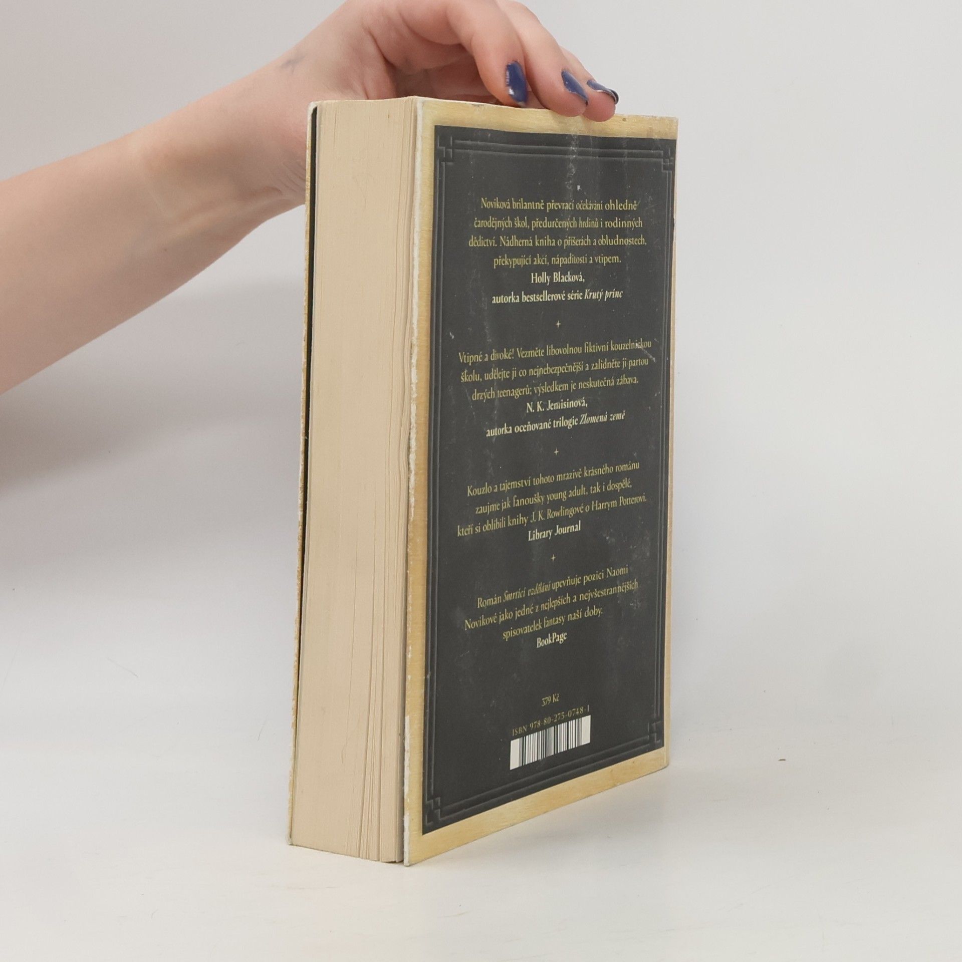 Naomi Novik Smrtící vzdělání. První lekce ve Scholomancii
