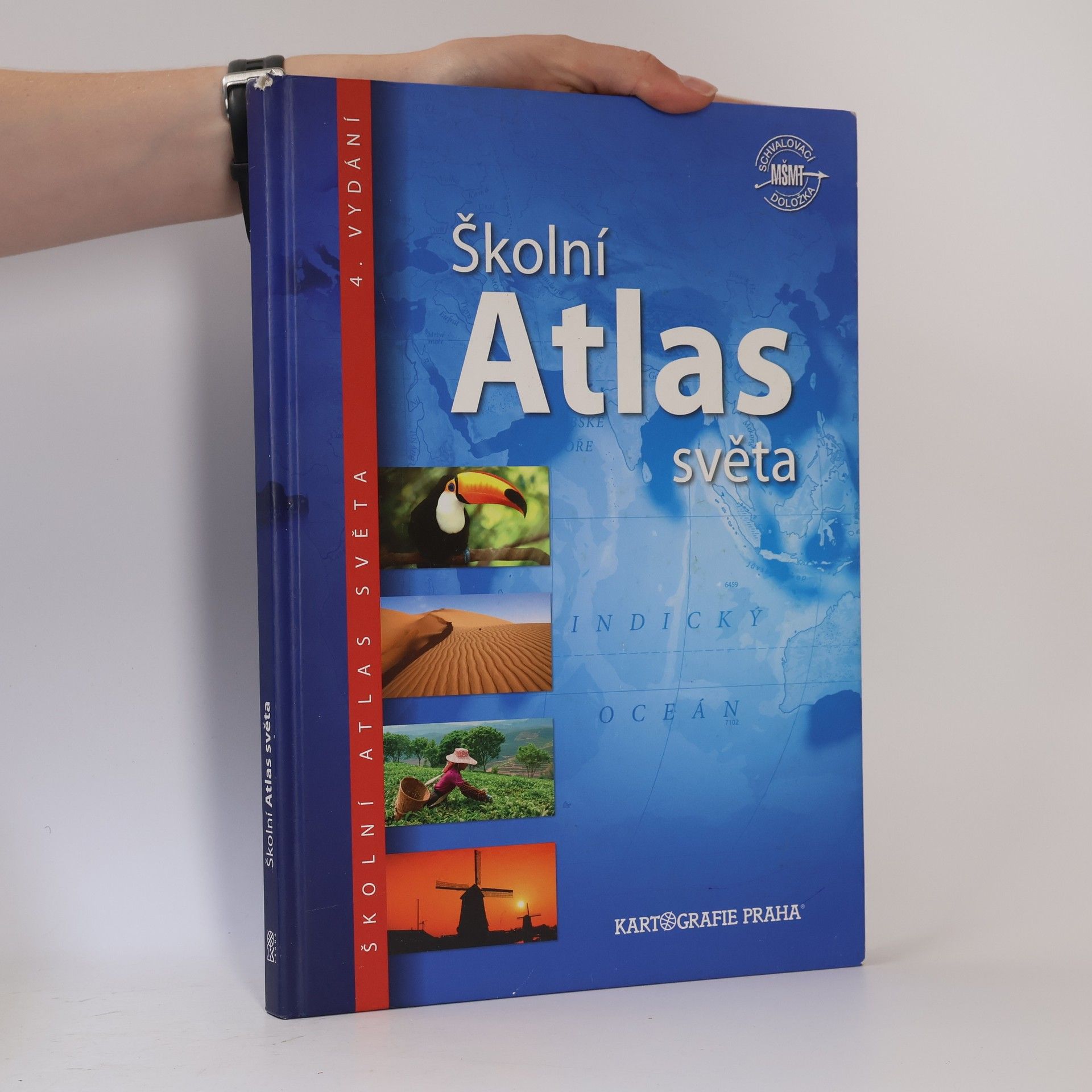 Kolektiv autorů Školní atlas světa