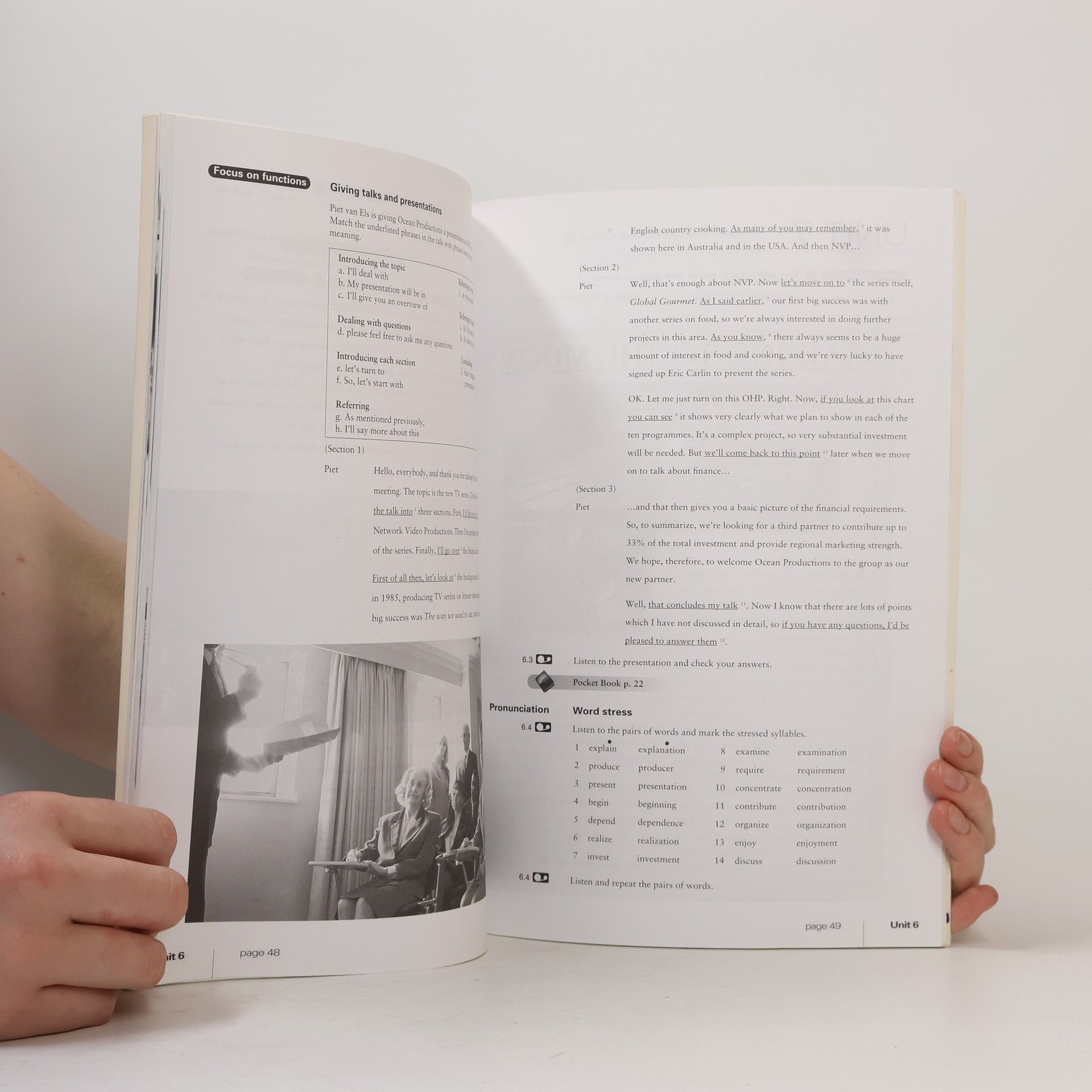 Mike Macfarlane International Express: Intermediate ; Workbook