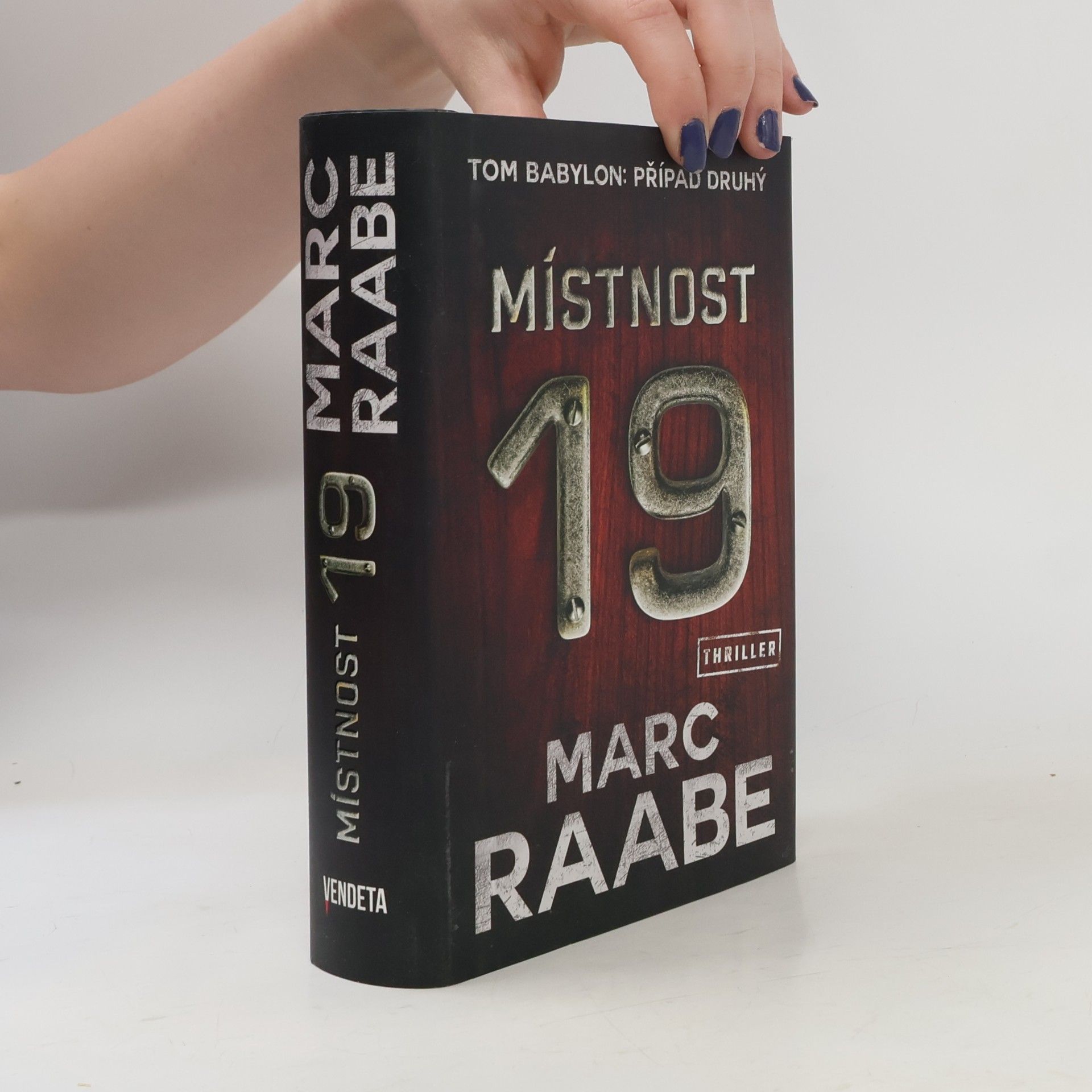 Marc Raabe Místnost 19