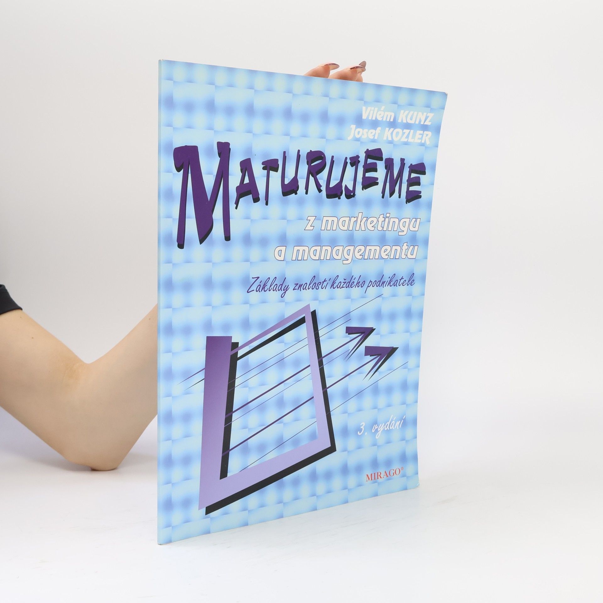 Maturujeme z marketingu a managementu