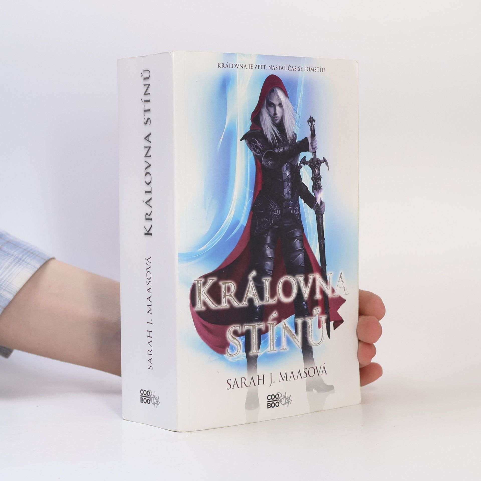 Sarah J. Maas Královna stínů