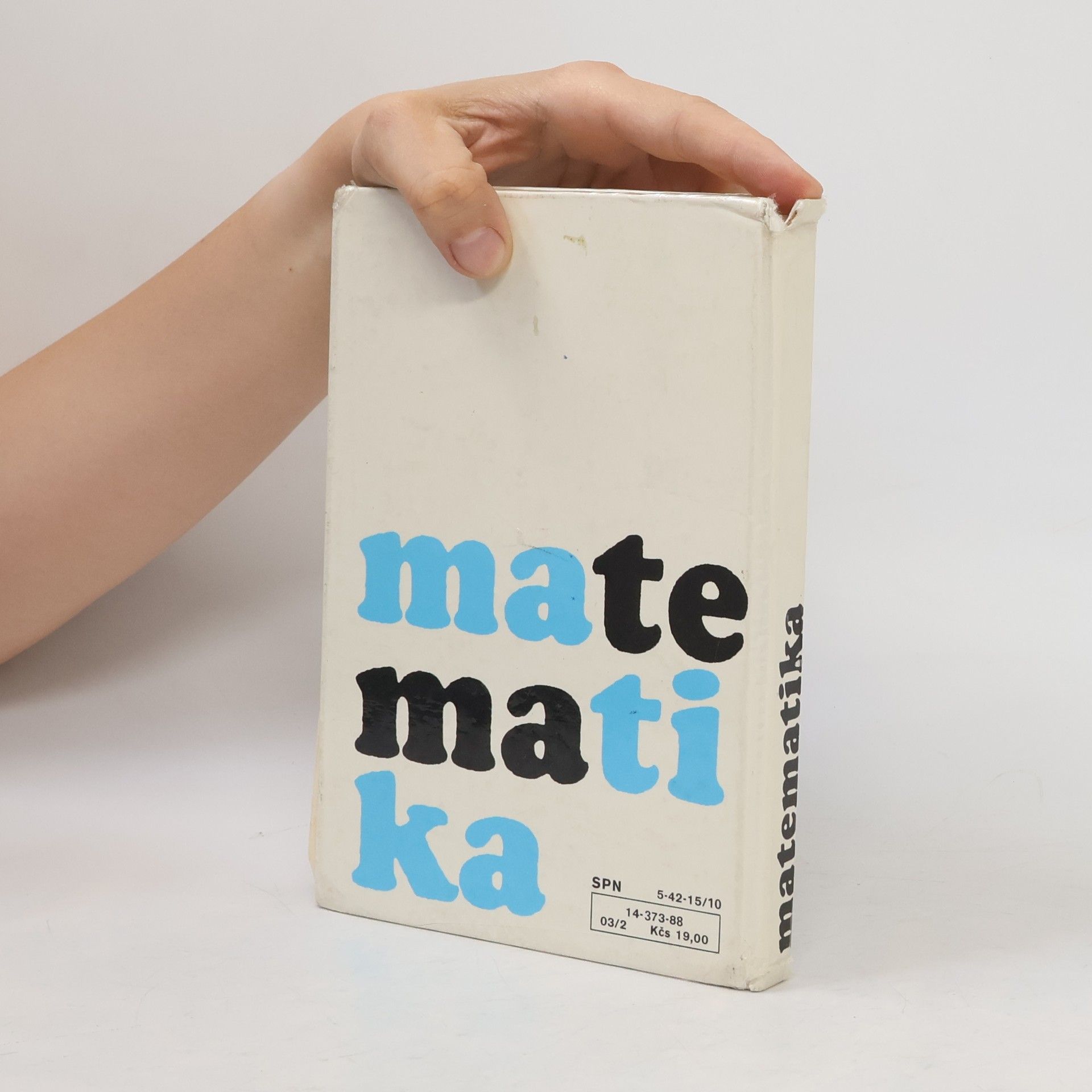 Petr Benda Sbírka maturitních příkladů. Matematika