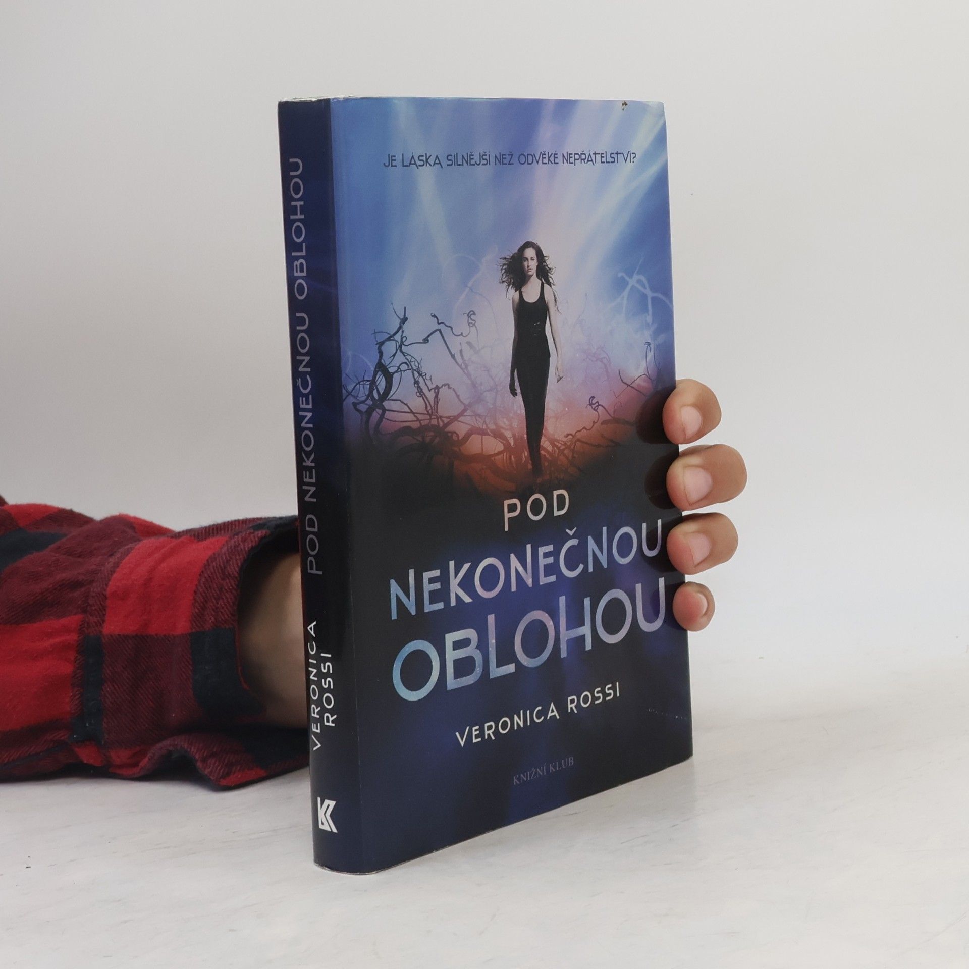 Veronica Rossi Pod nekonečnou oblohou