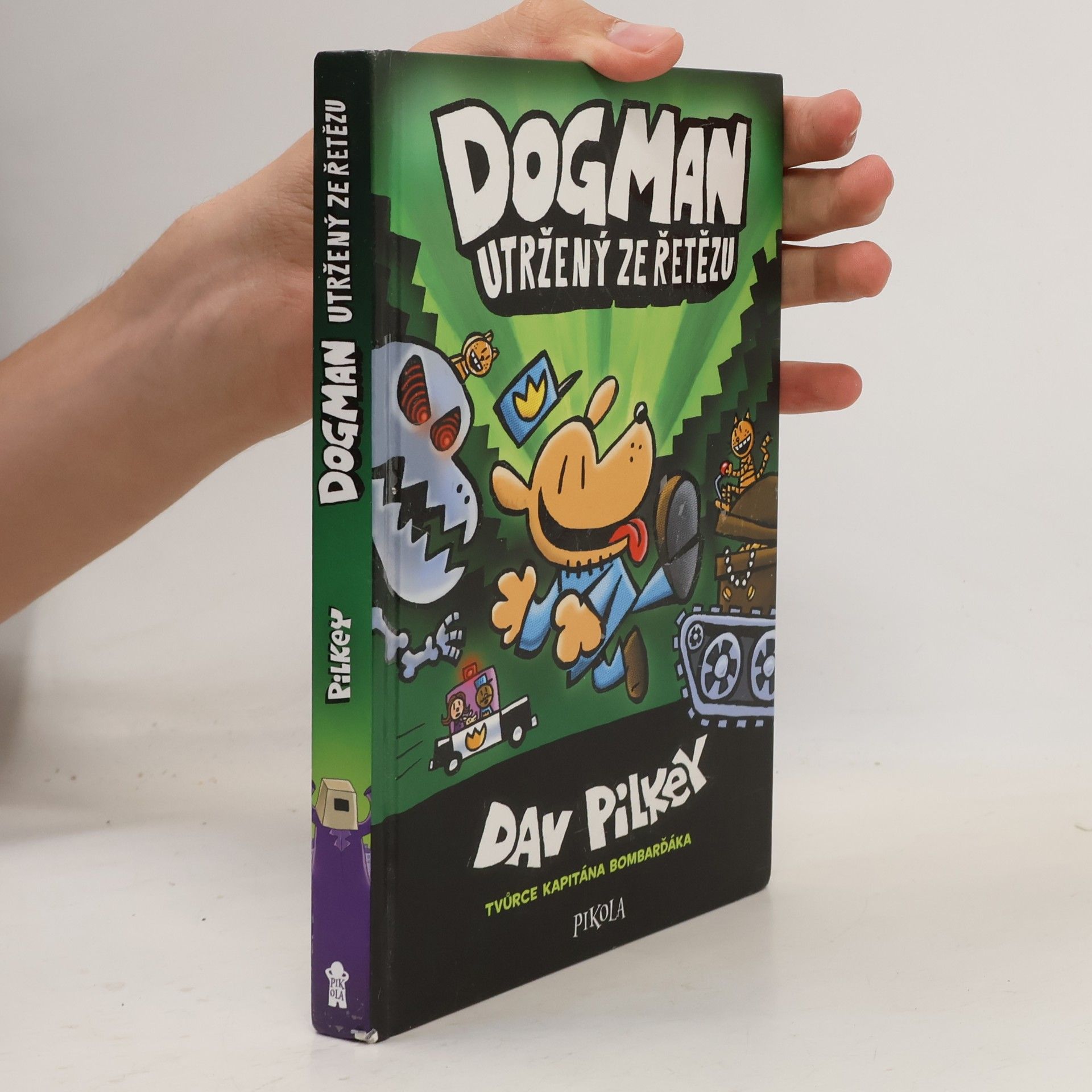 Dav Pilkey Dogman utržený ze řetězu