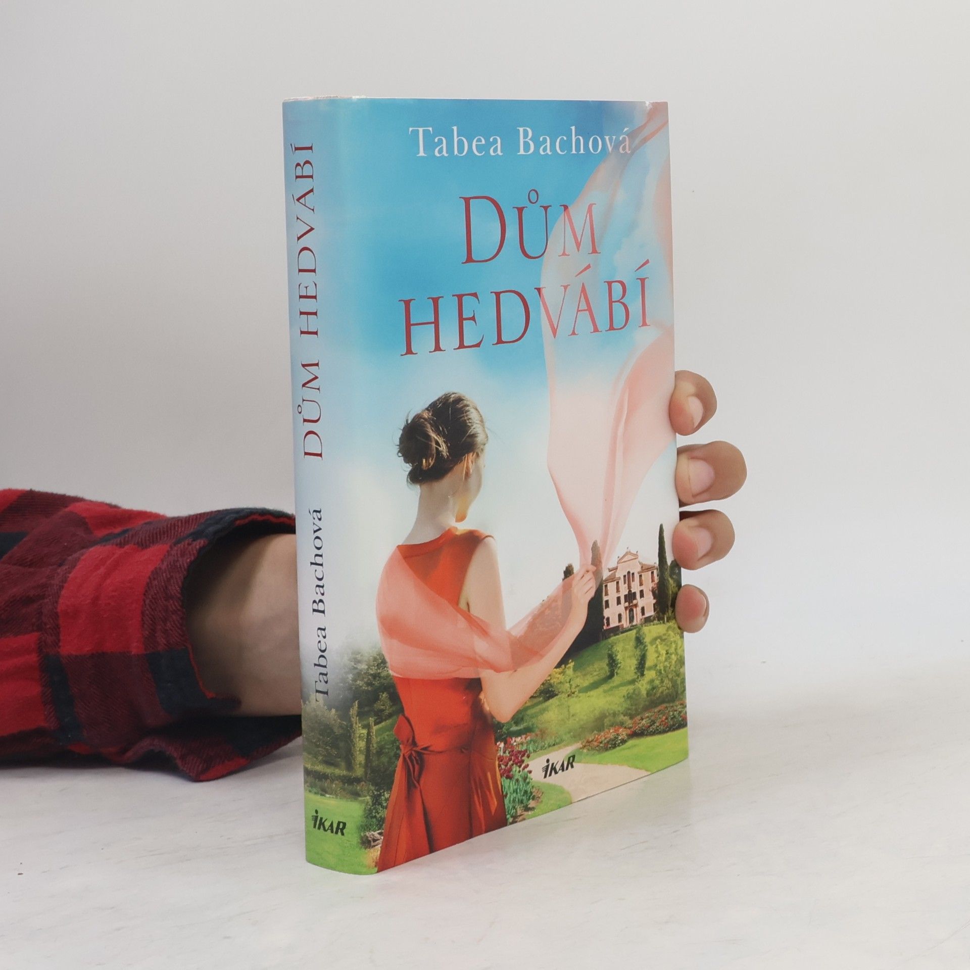 Tabea Bach Dům hedvábí