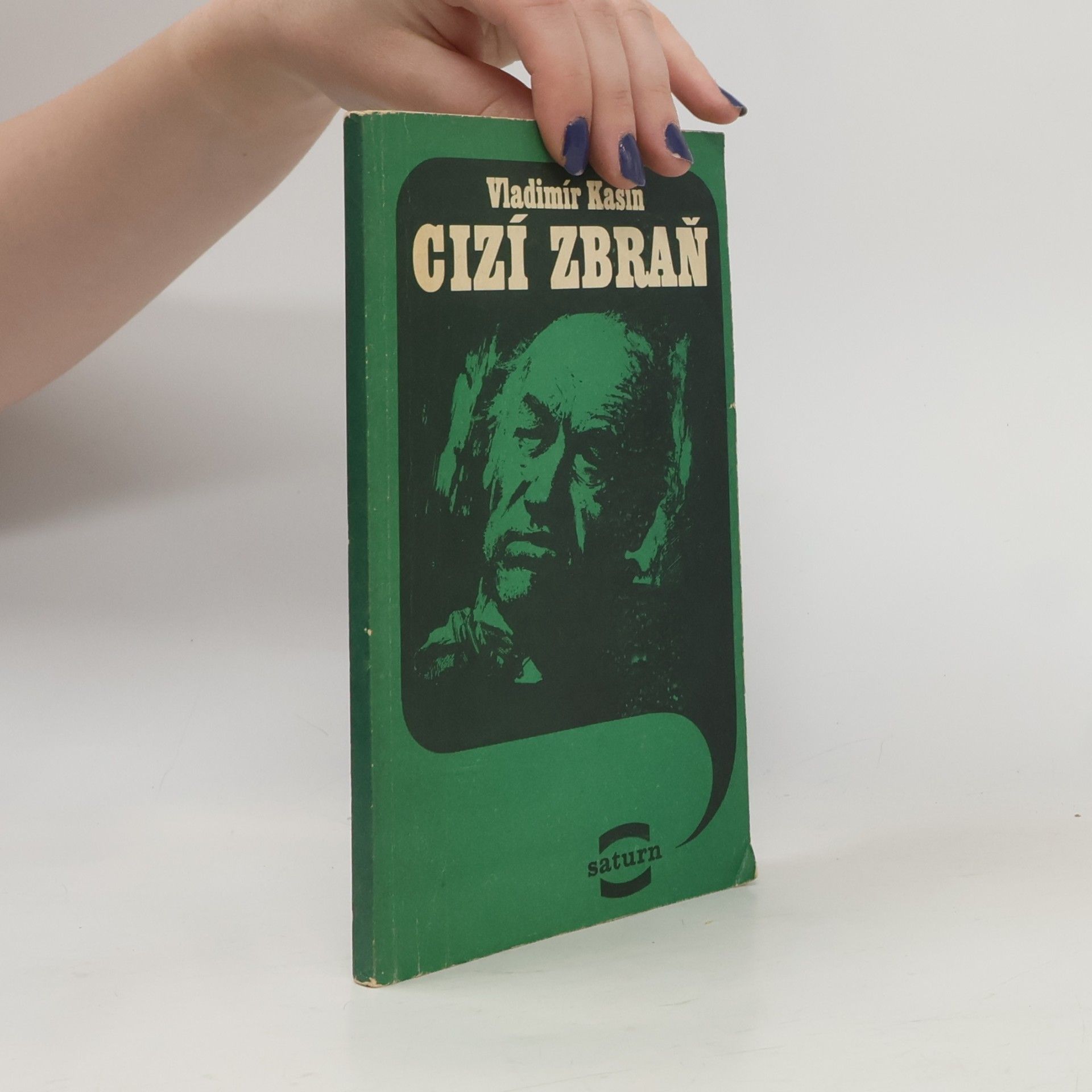 Vladimir Kašin Cizí zbraň