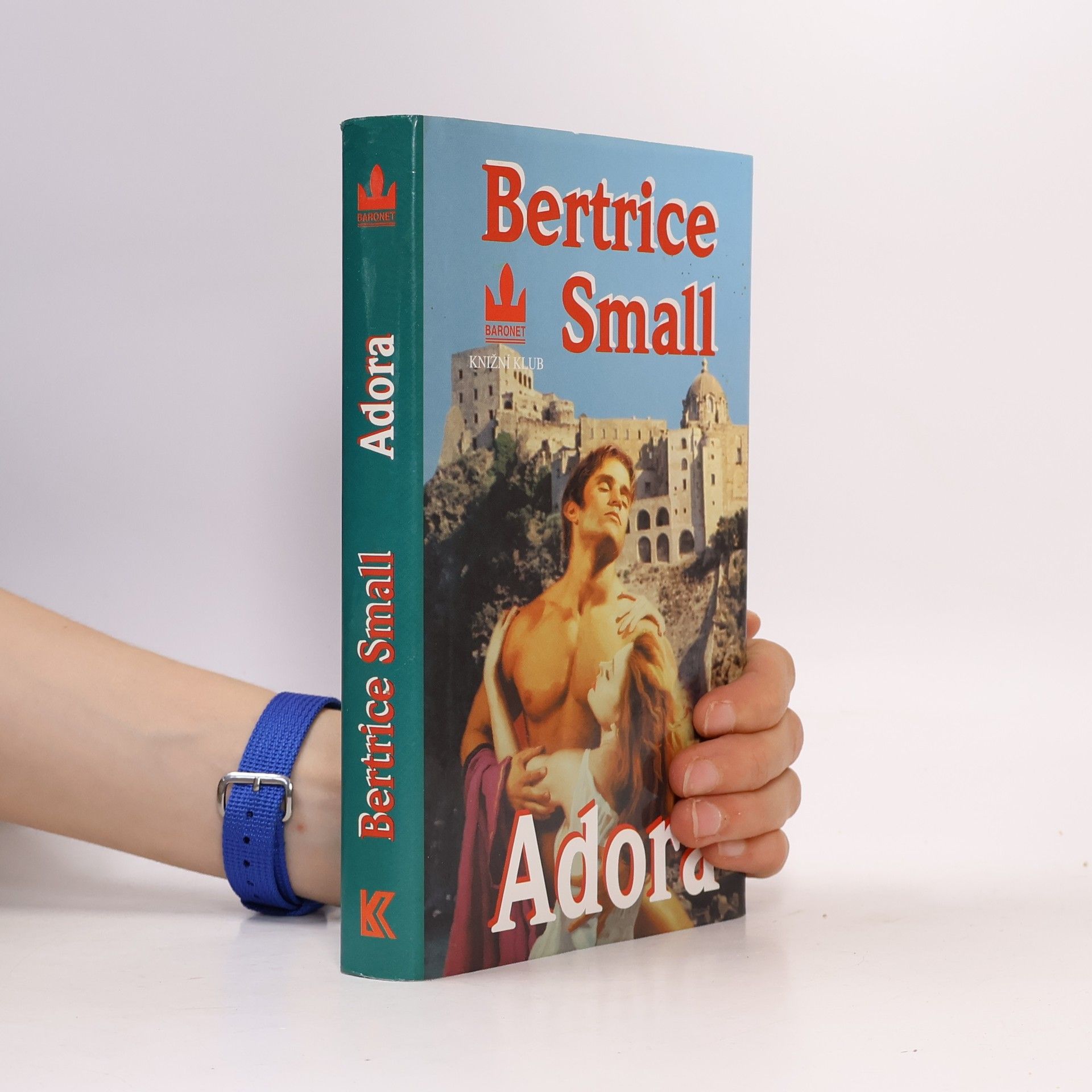 Bertrice Small Adora