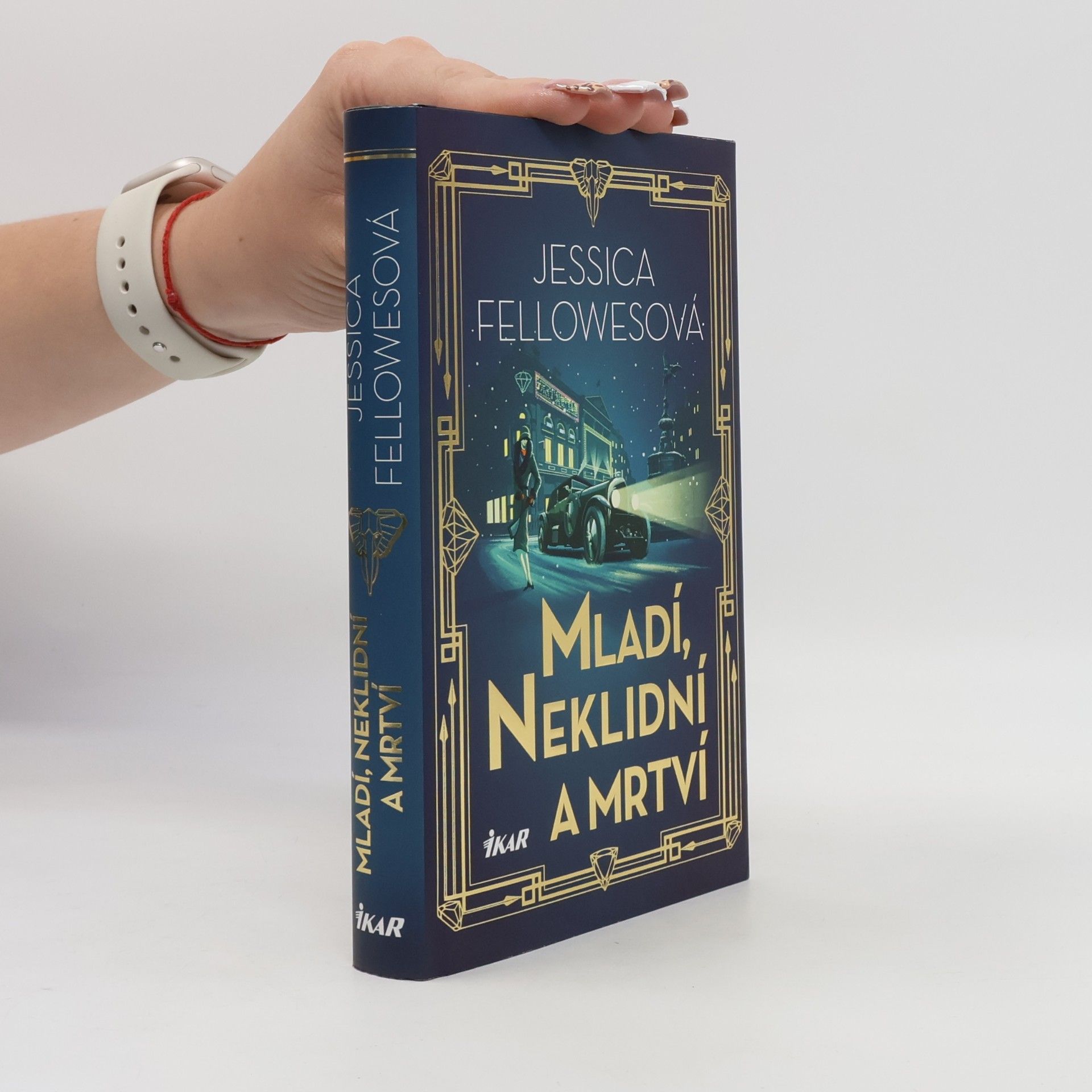 Jessica Fellowes Mladí, neklidní a mrtví