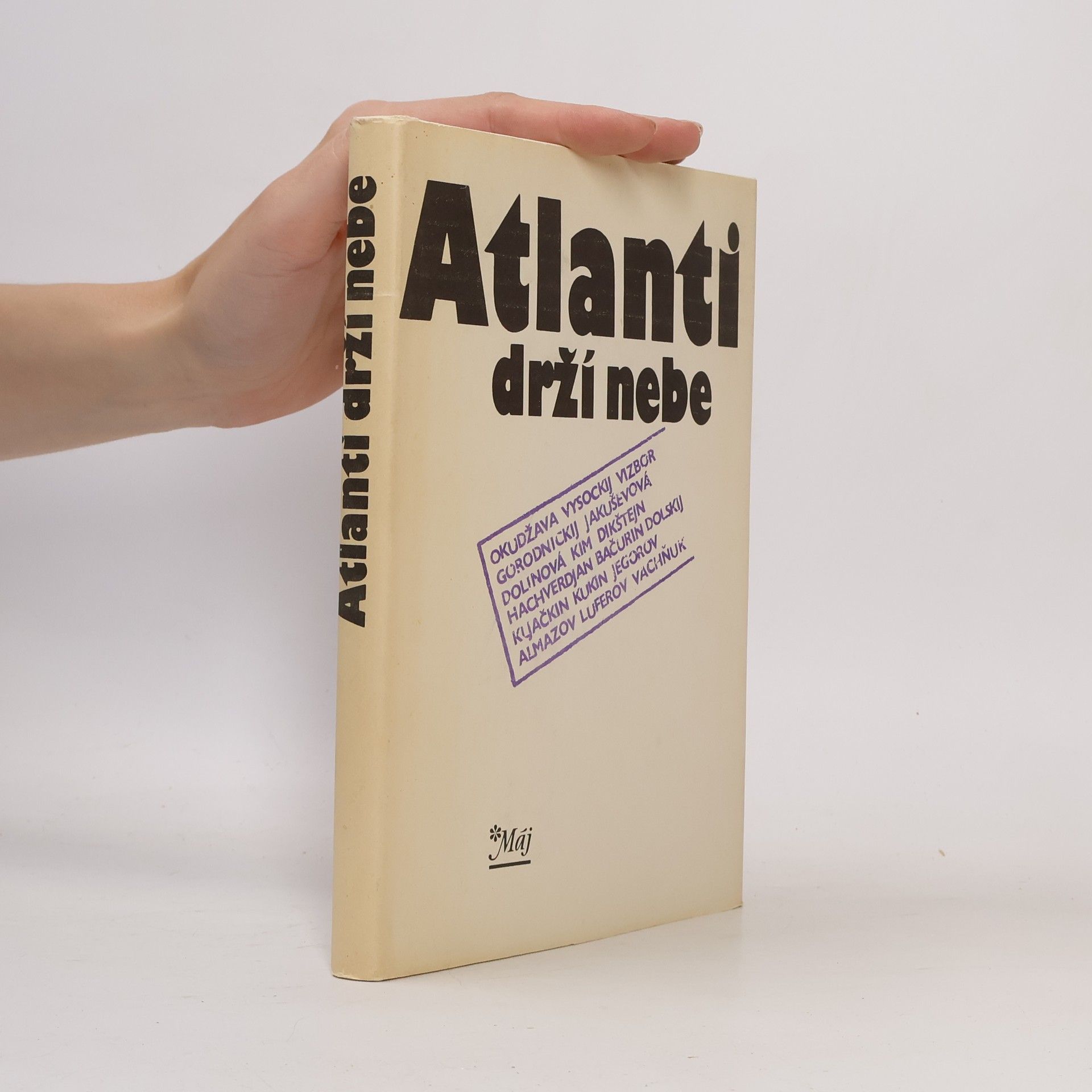 AA.VV. Atlanti drží nebe