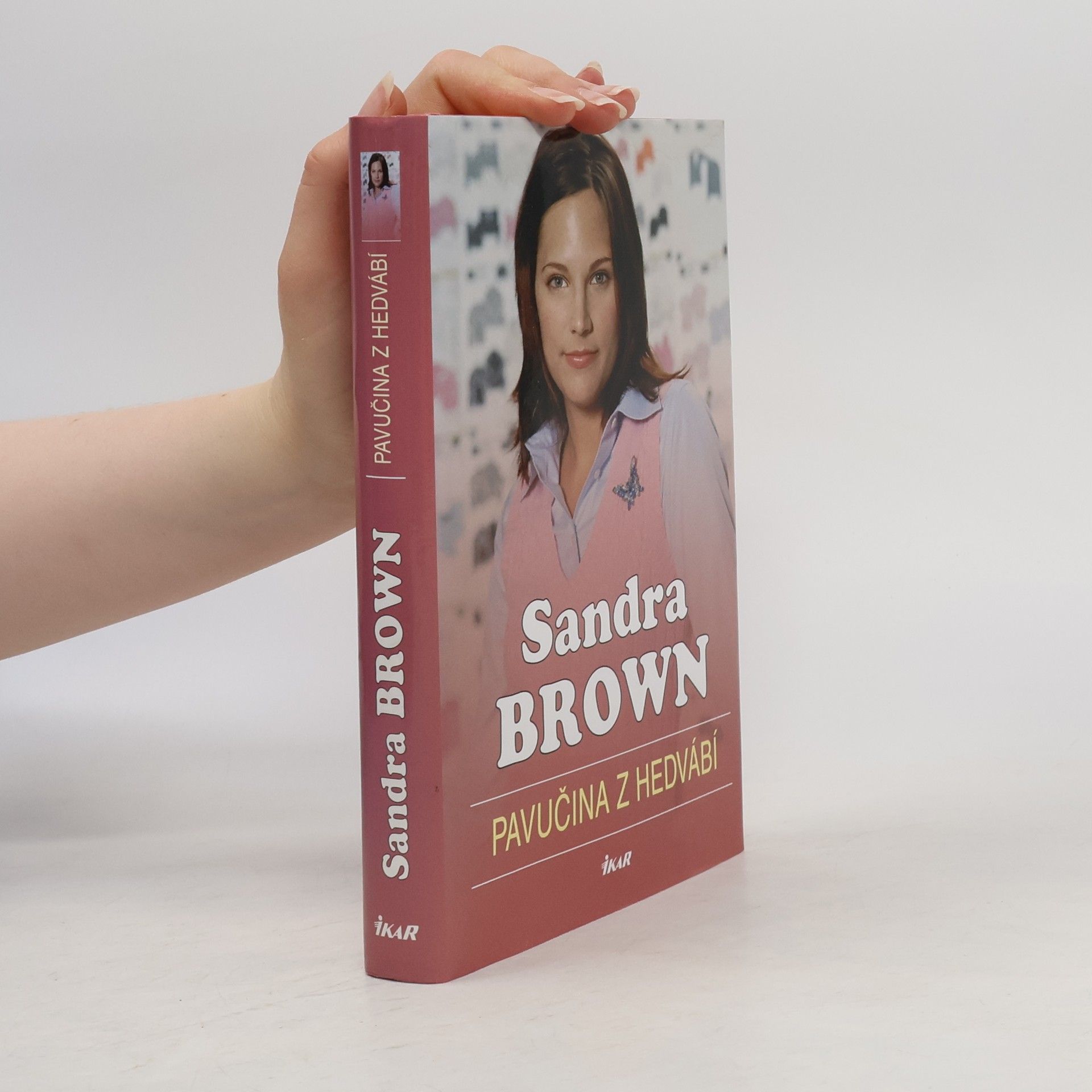 Sandra Brown Pavučina z hedvábí