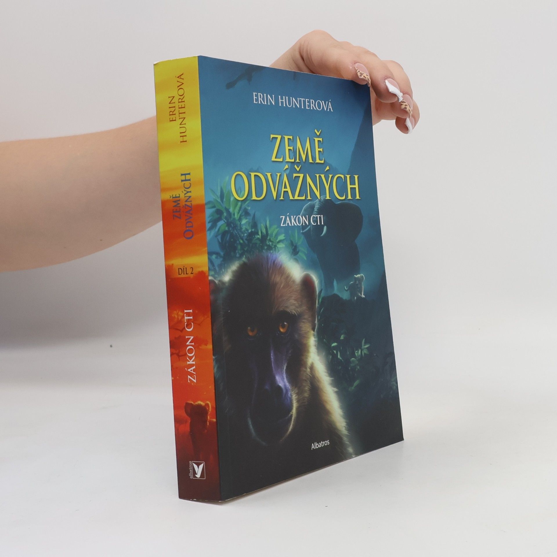 Erin Hunter Země odvážných. Zákon cti