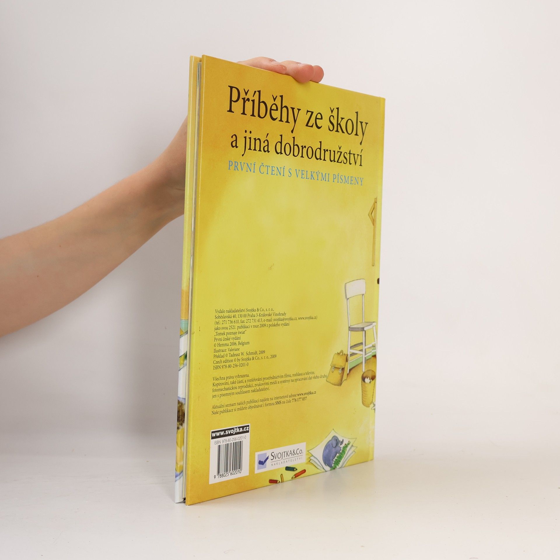 Valériane Macías Příběhy ze školy a jiná dobrodružství. První čtení s velkými písmeny