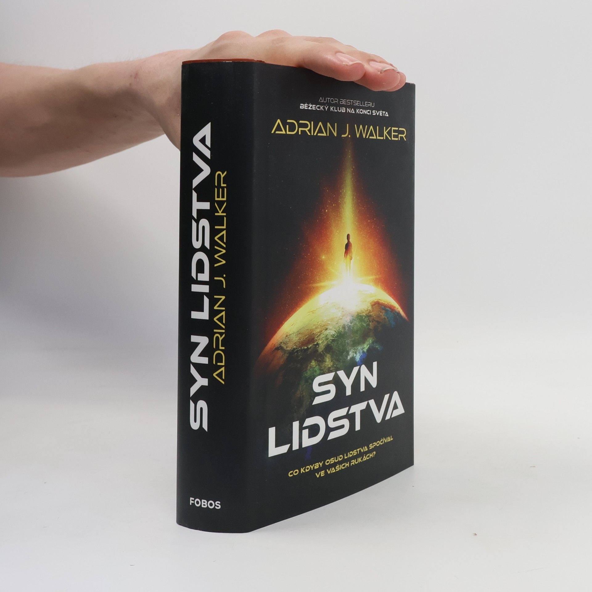 Adrian J. Walker Syn lidstva