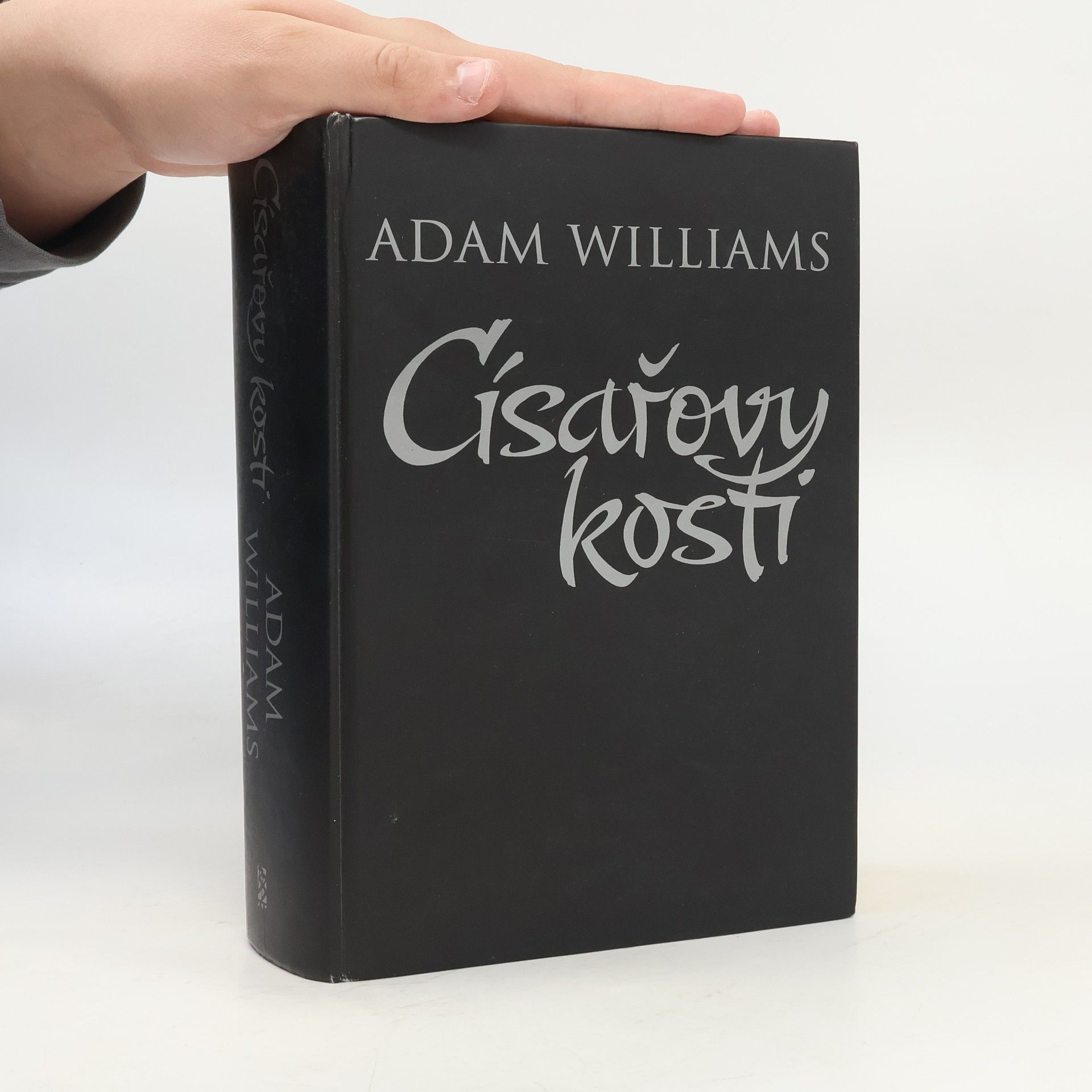 Adam Williams Císařovy kosti