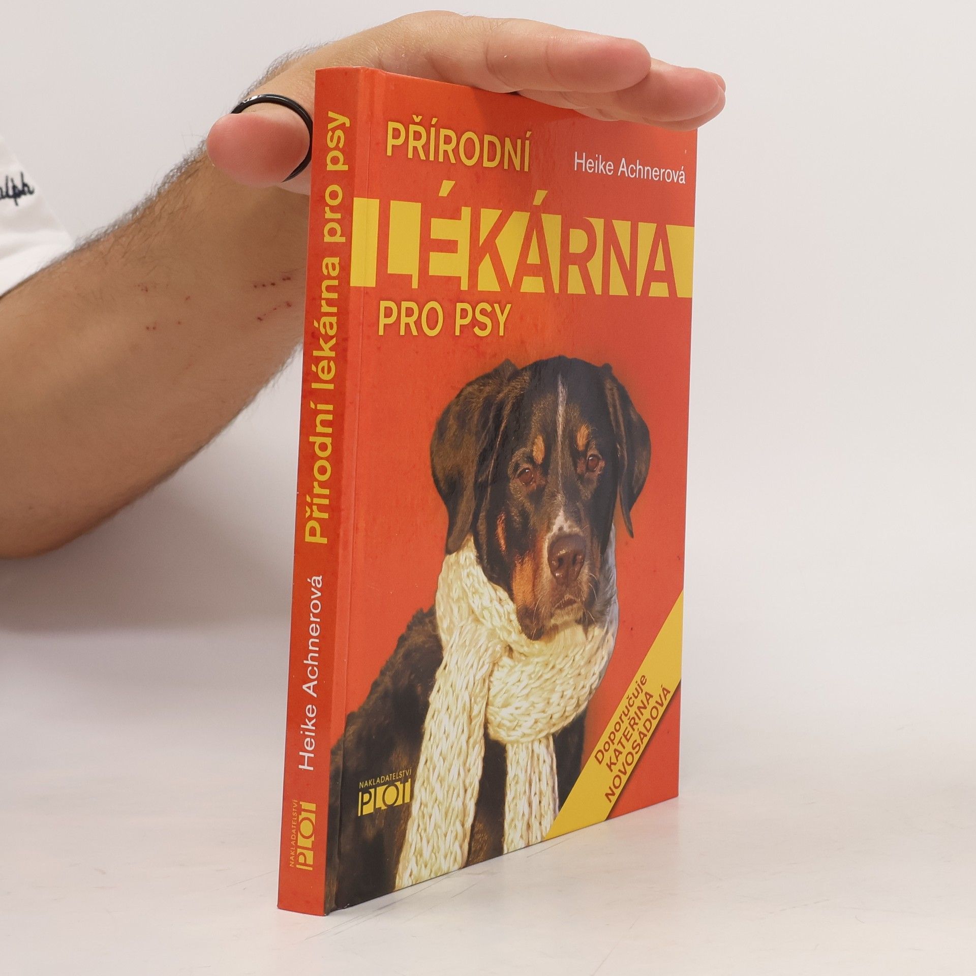 Heike Achner Přírodní lékárna pro psy
