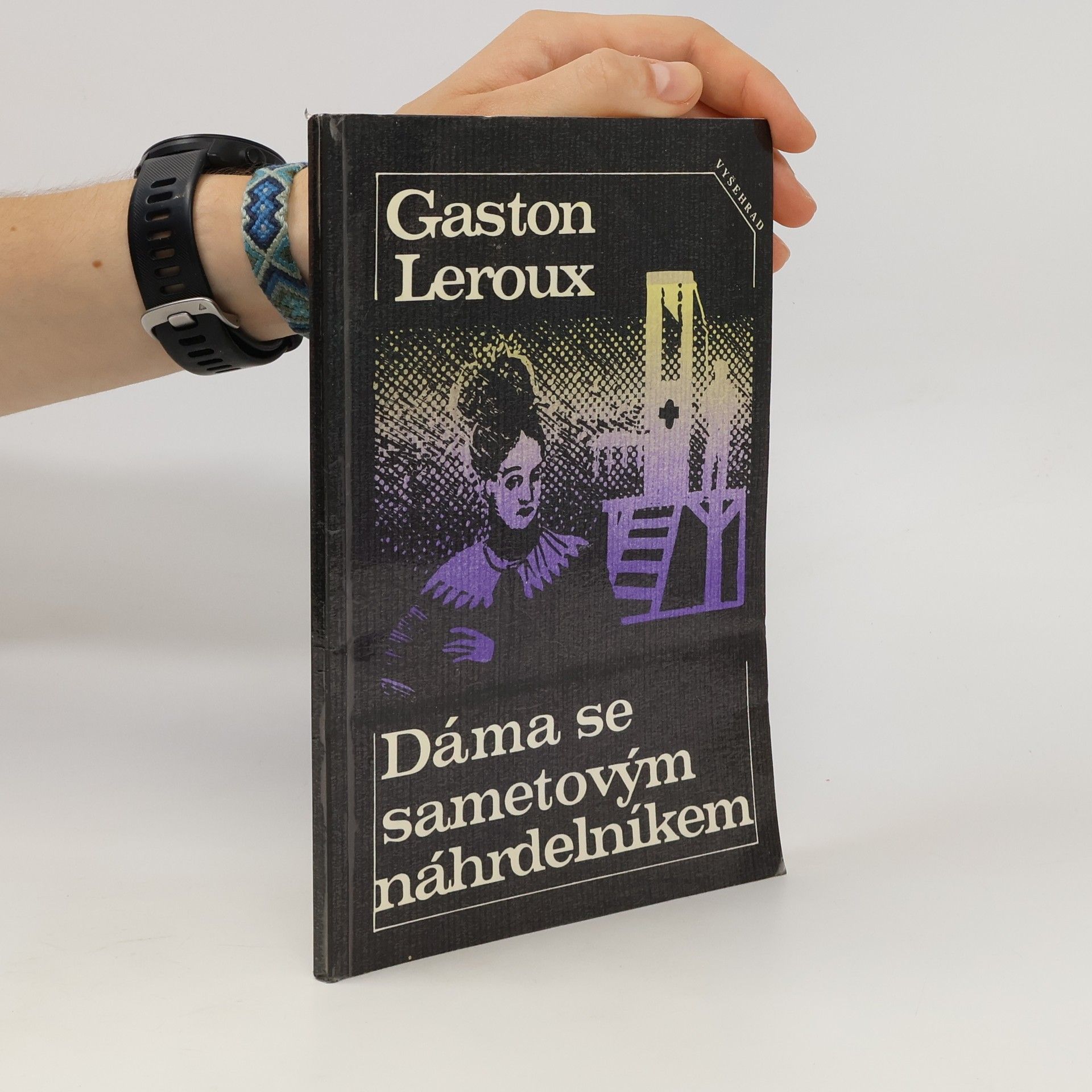 Gaston Leroux Dáma se sametovým náhrdelníkem