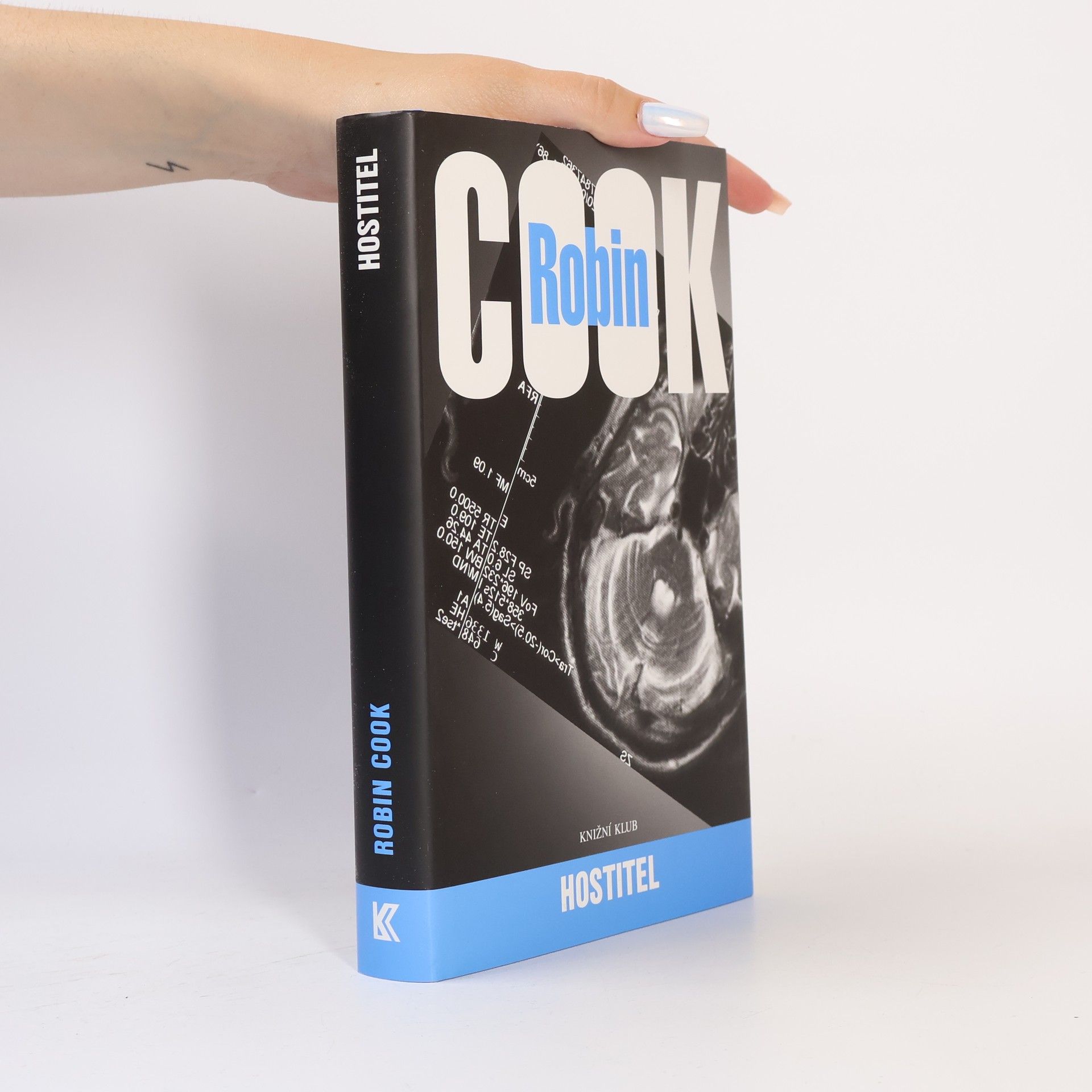Robin Cook Hostitel