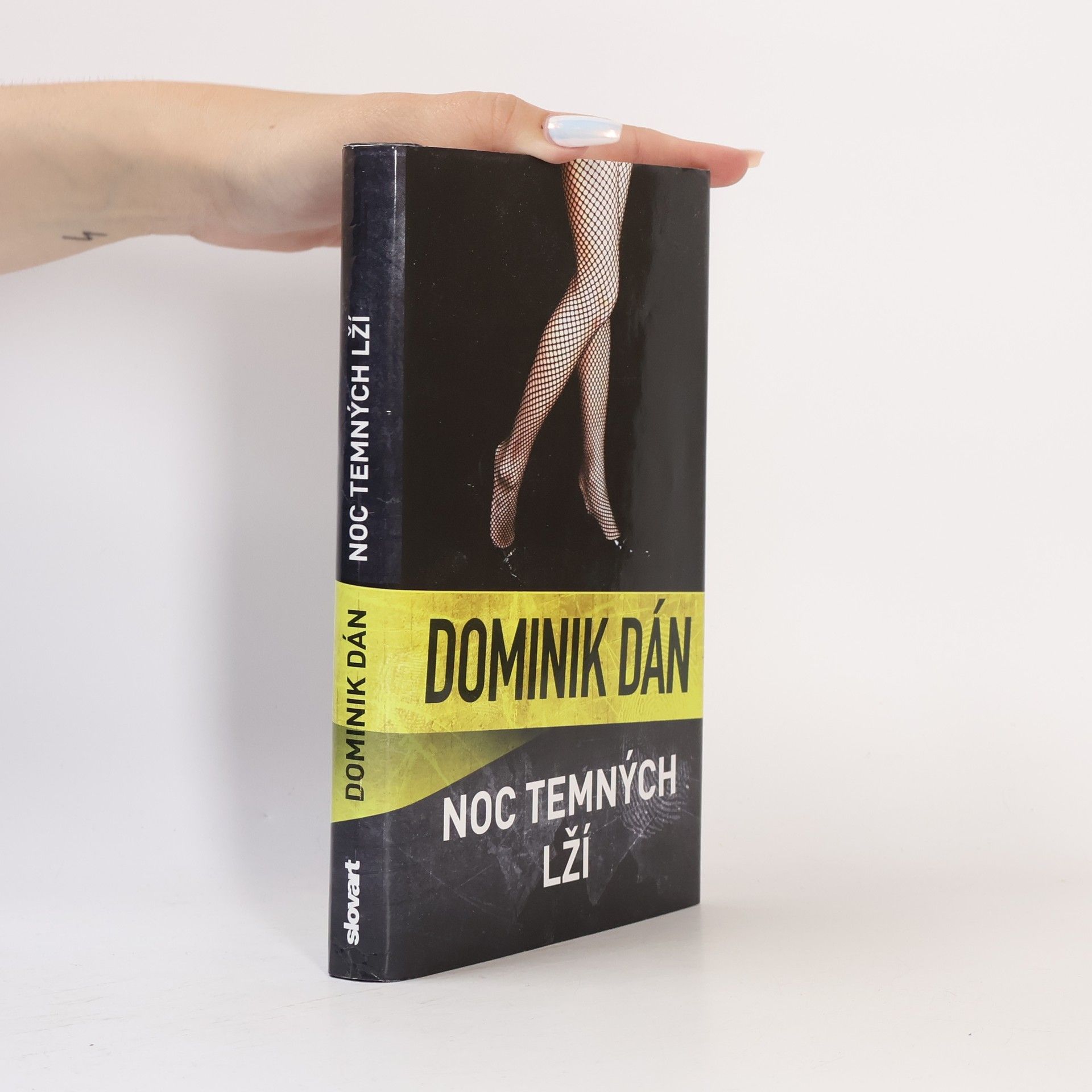 Dominik Dán Noc temných lží