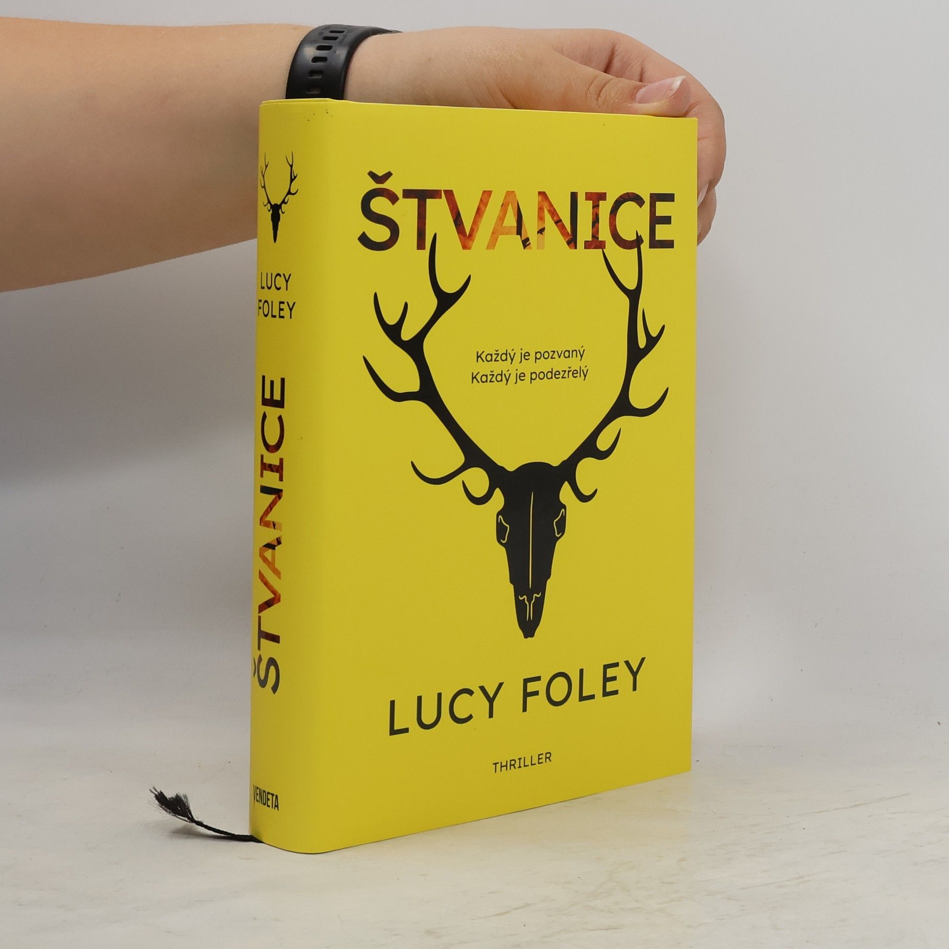 Lucy Foley Štvanice
