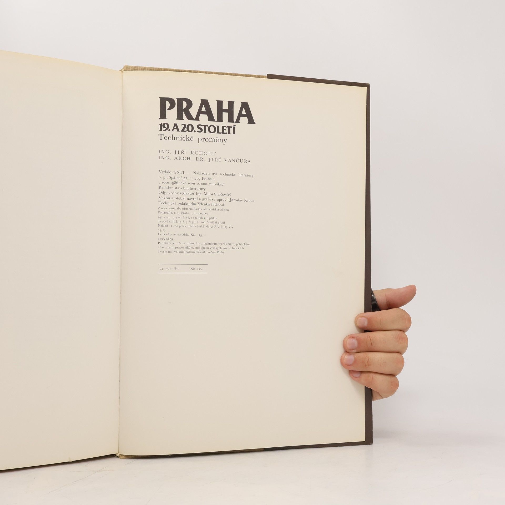 Jiří Kohout Praha 19. a 20. století. Technické proměny