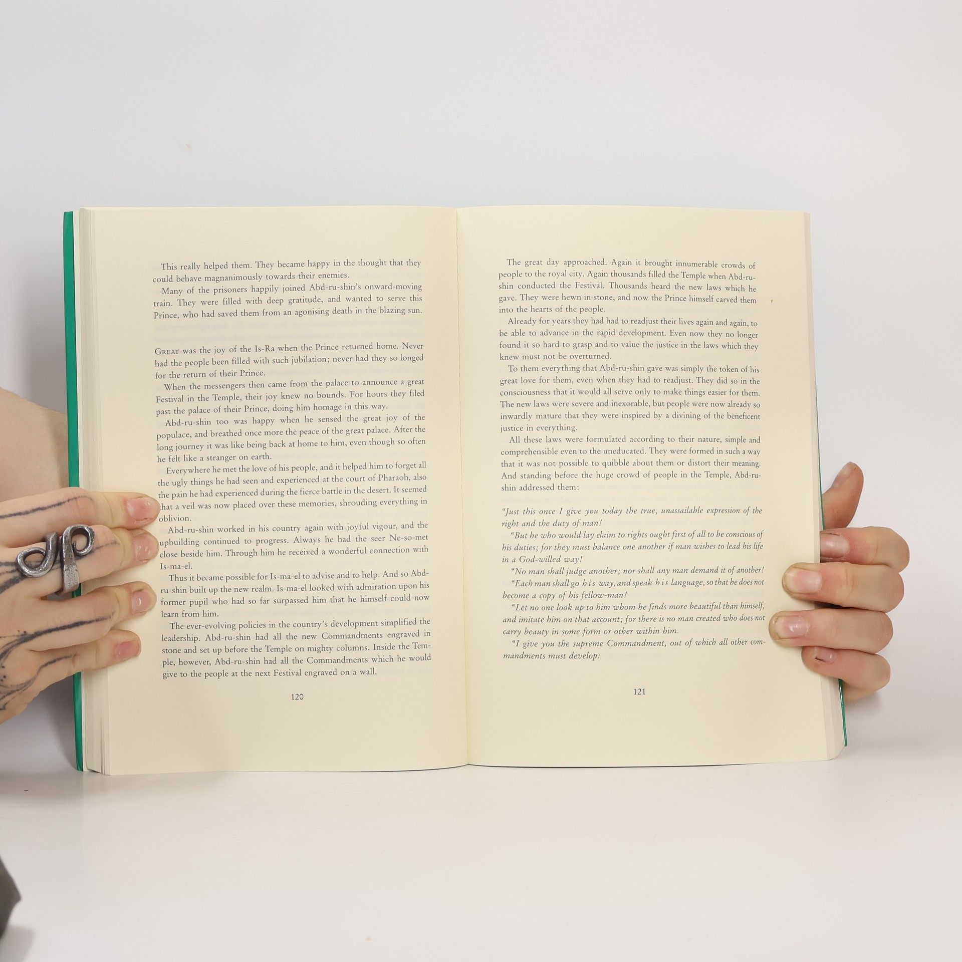 Collectif d'auteurs From Past Millennia