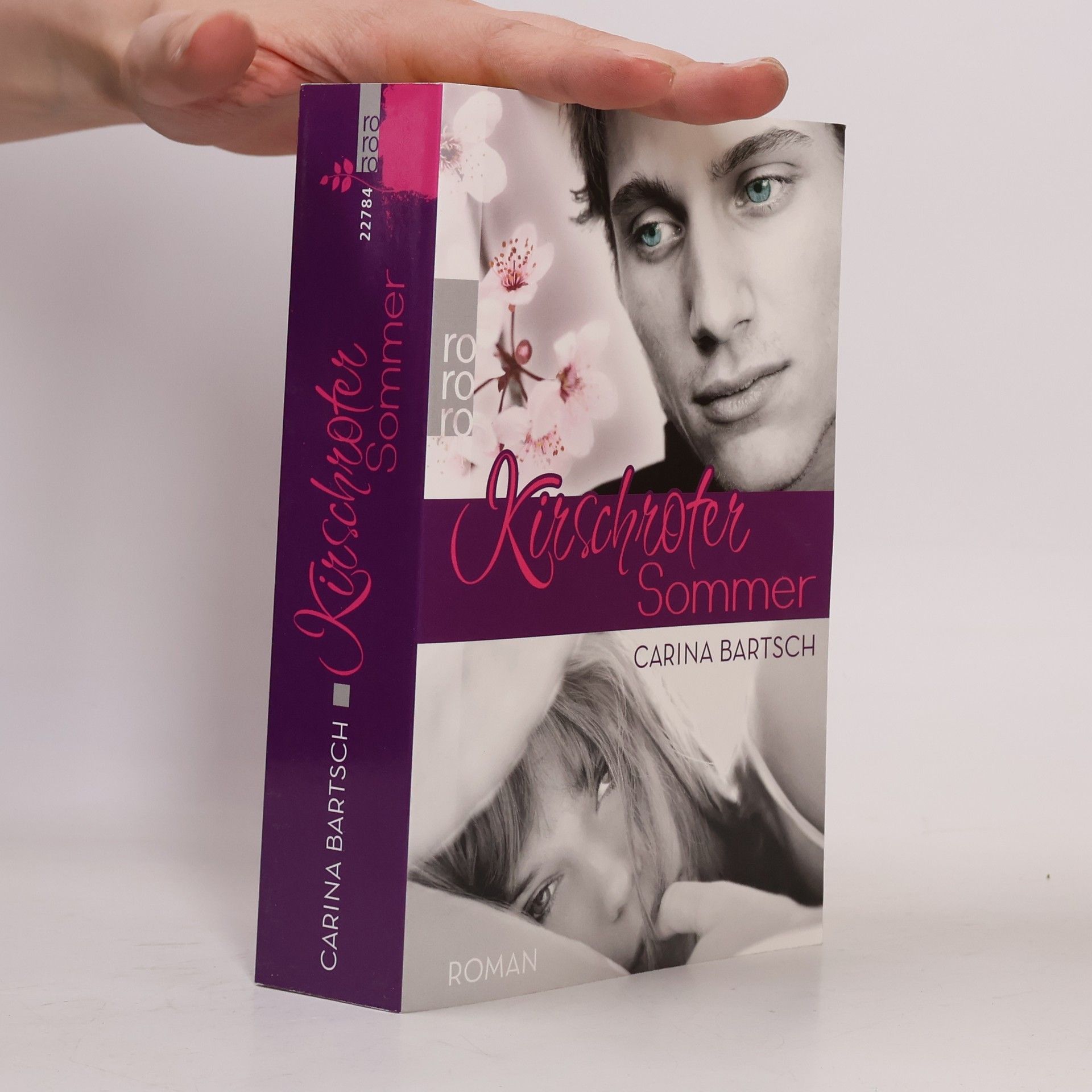 Carina Bartsch Kirschroter Sommer