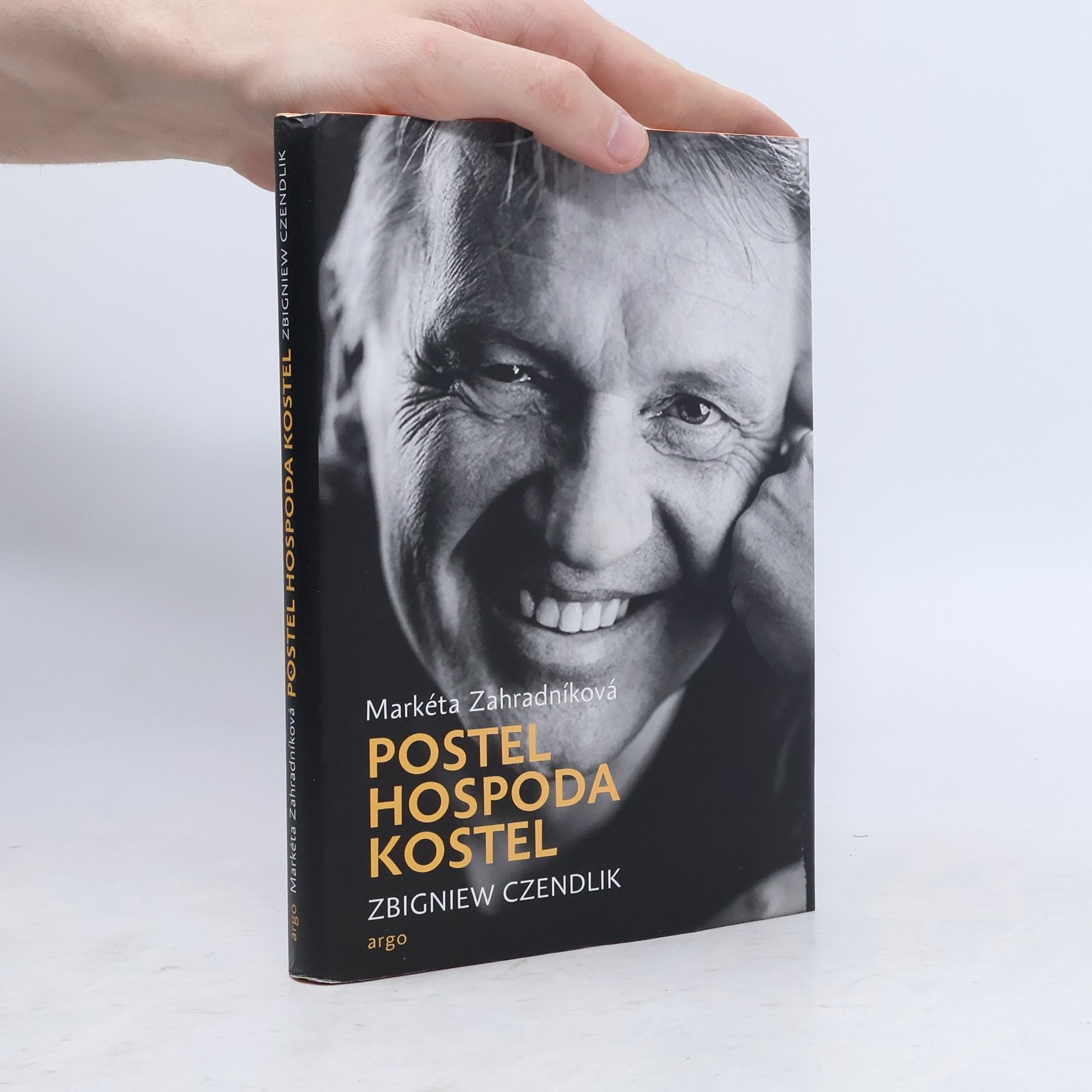 Markéta Zahradníková Postel, hospoda, kostel