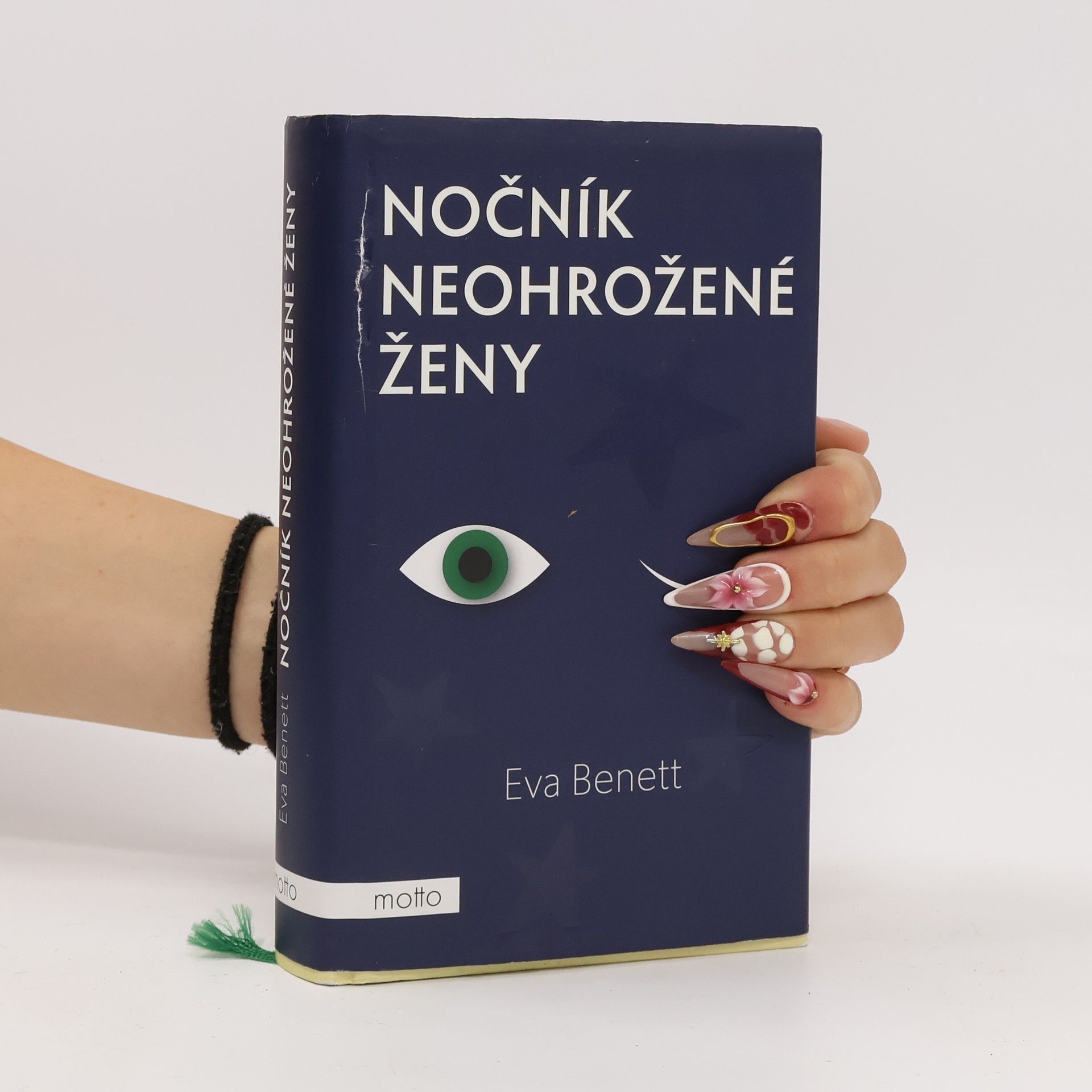 Eva Benett Nočník neohrožené ženy